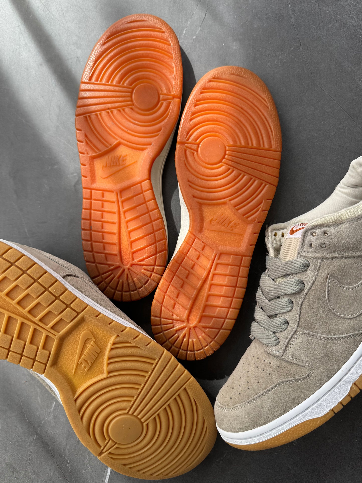 Dunk Low Pro SB Putty 2000