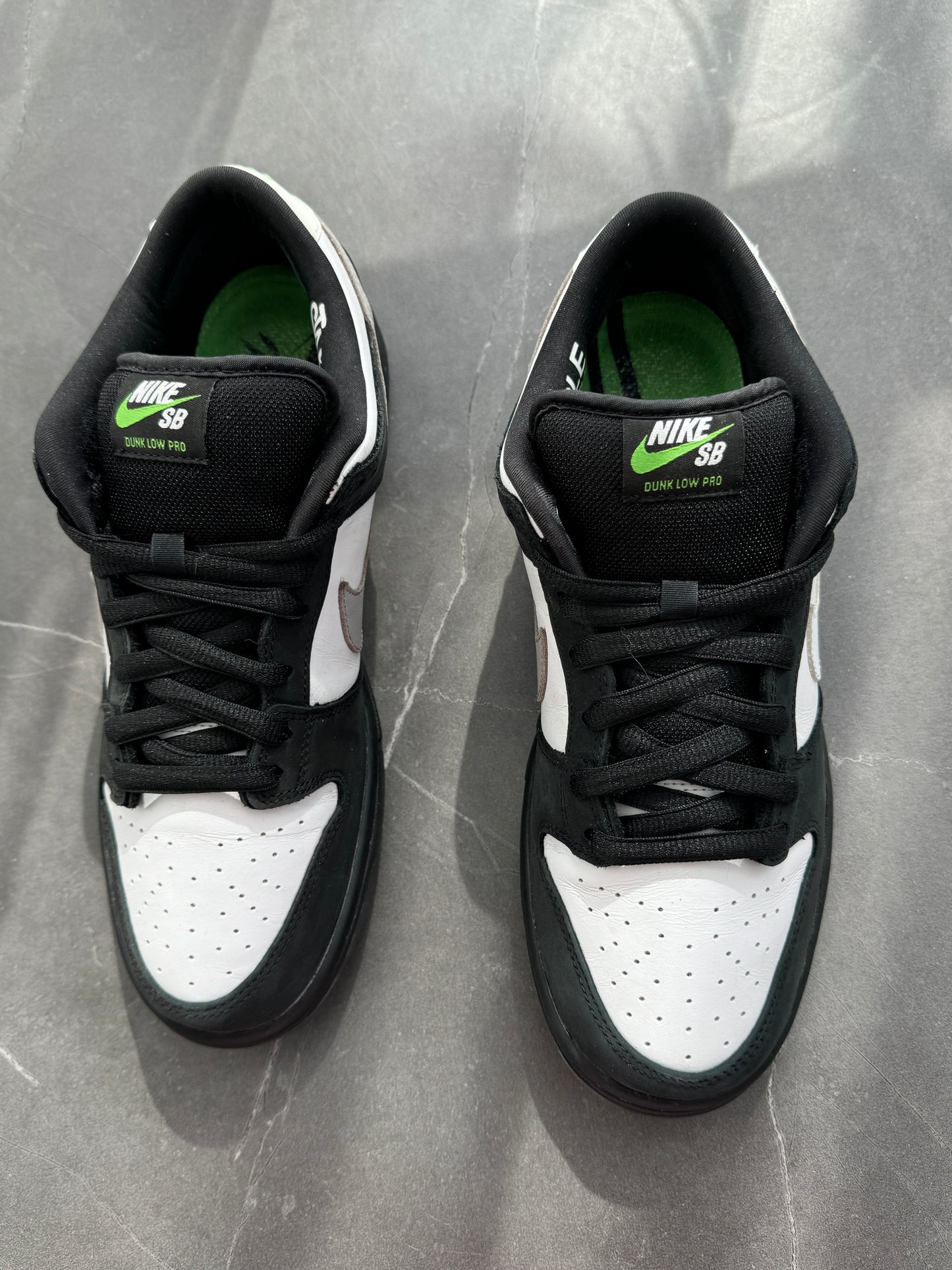 Dunk Low Pro SB Panda Pigeon US10