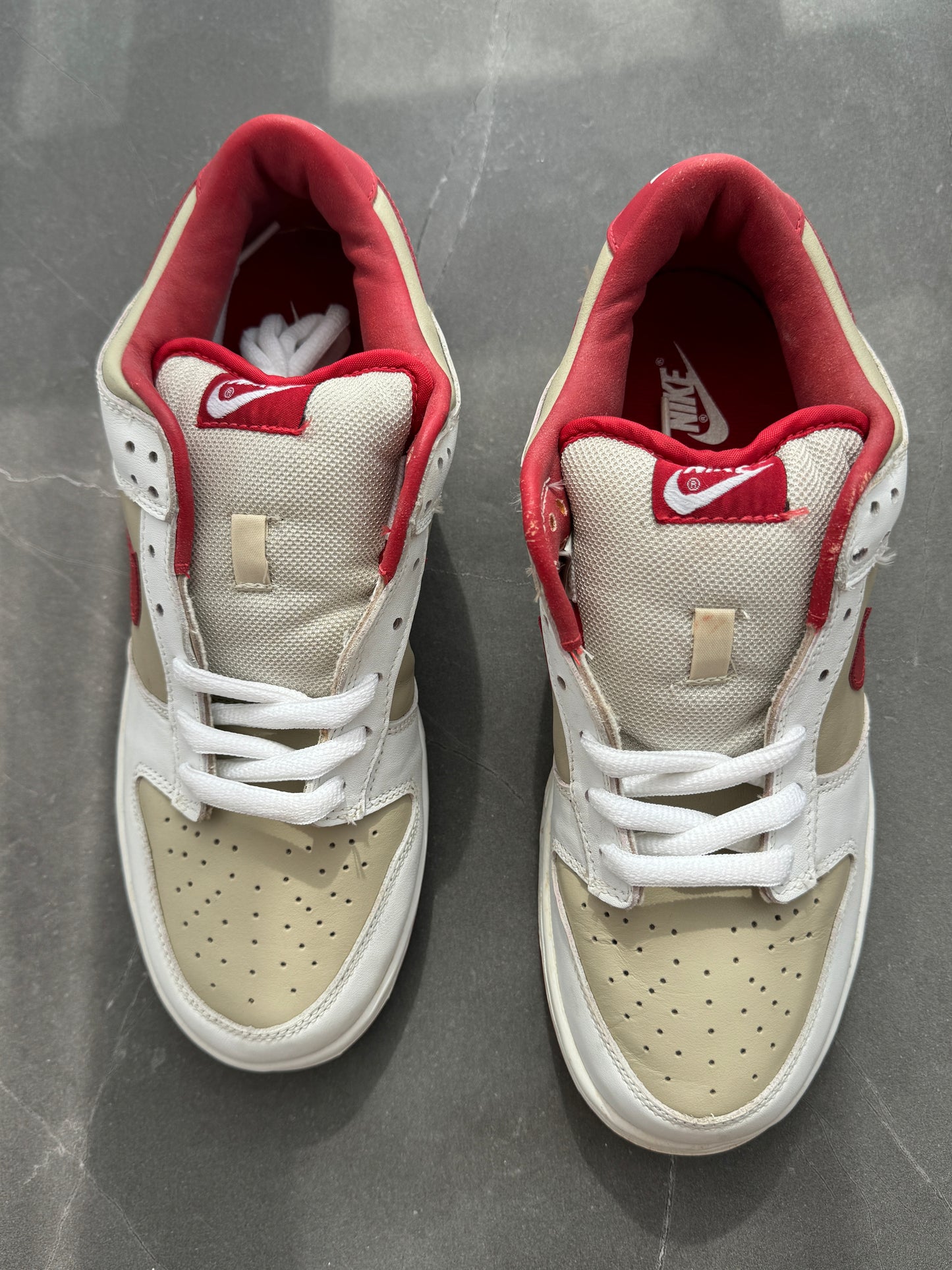 Dunk Low Pro B Light Stone Varsity Red 2002