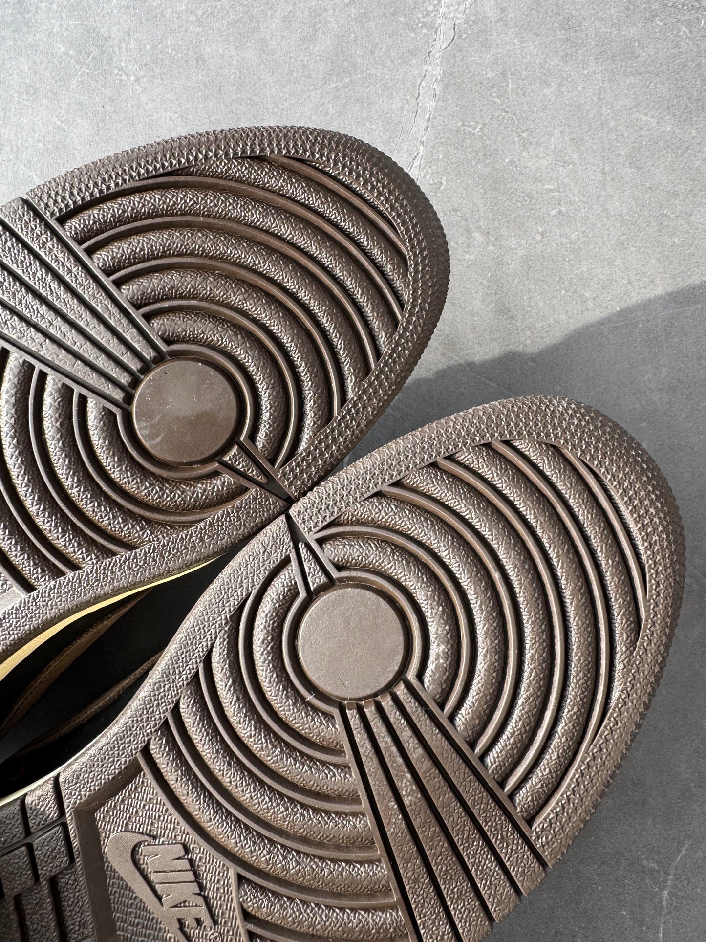 Air Jordan 1 Low Travis Scott Mocha US9