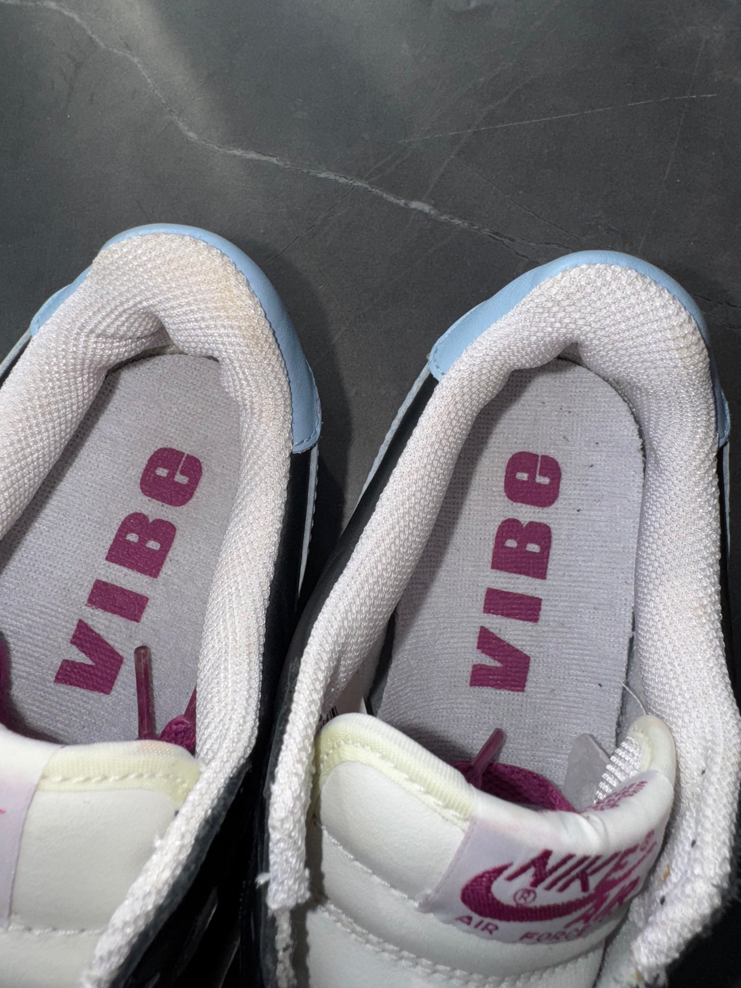 Air Force 1 Low Vibe 2004 US4