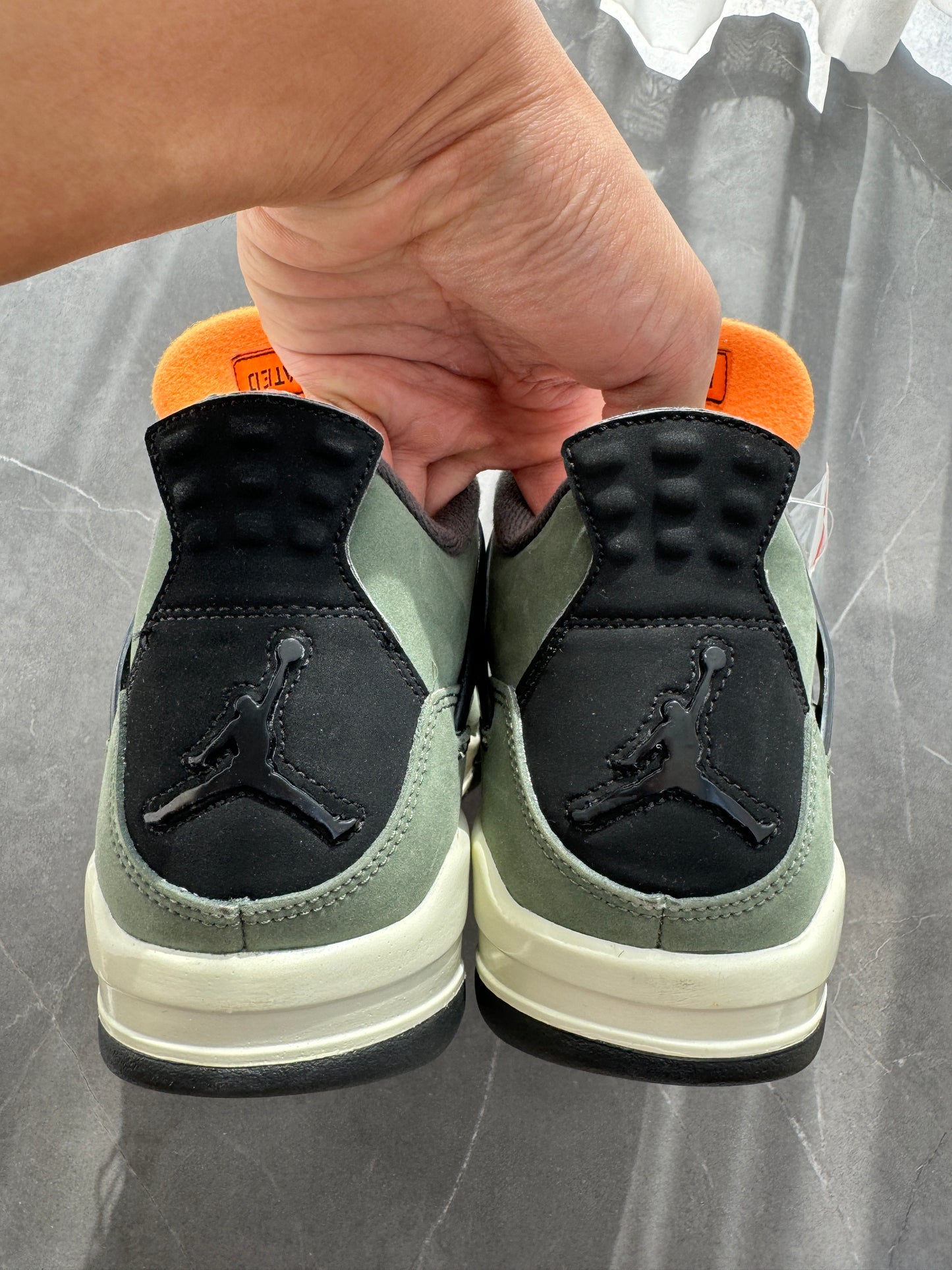 Air Jordan 4 Undefeated 2017