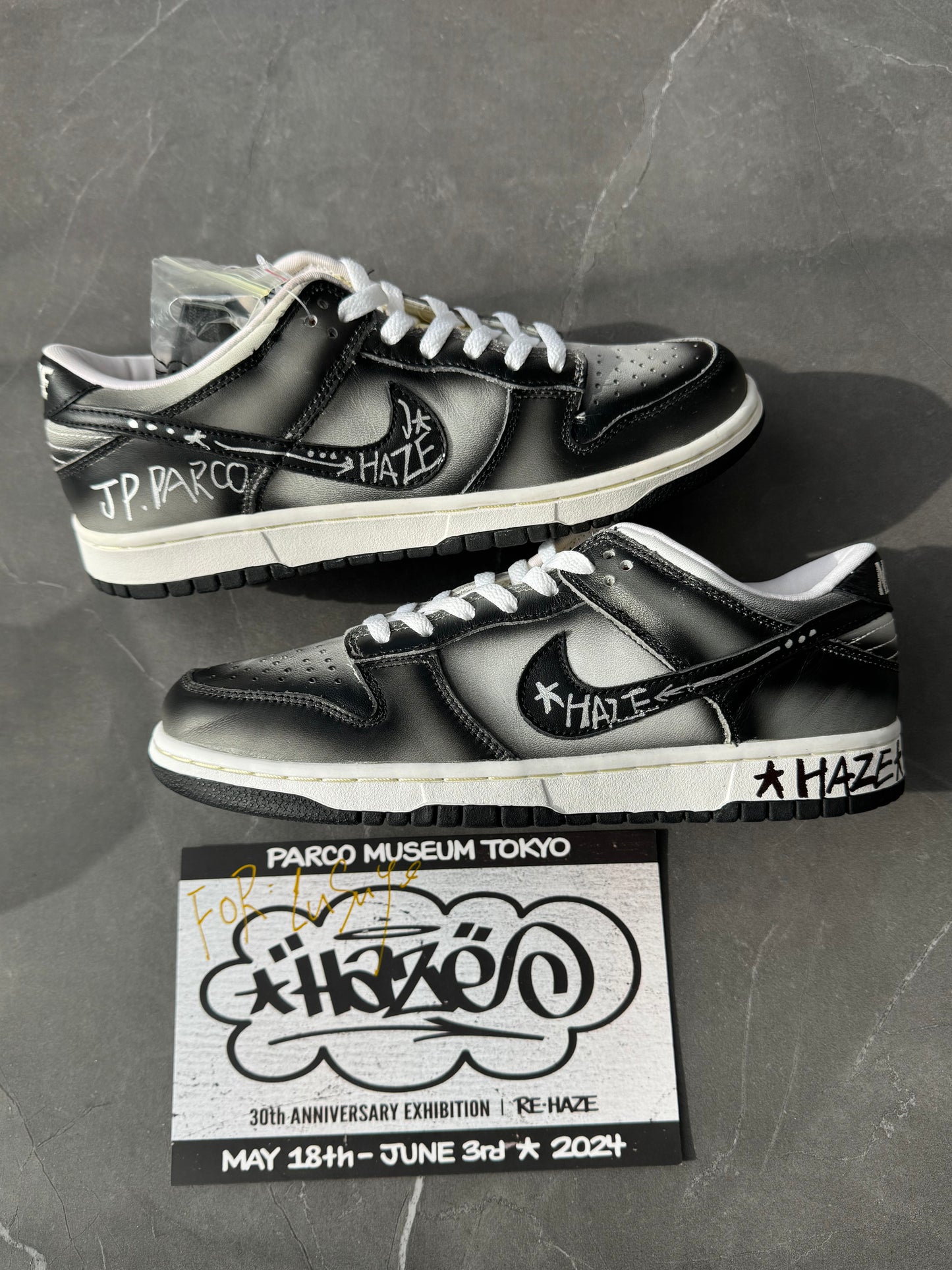 Dunk Low Premium Eric Haze Signed 2003