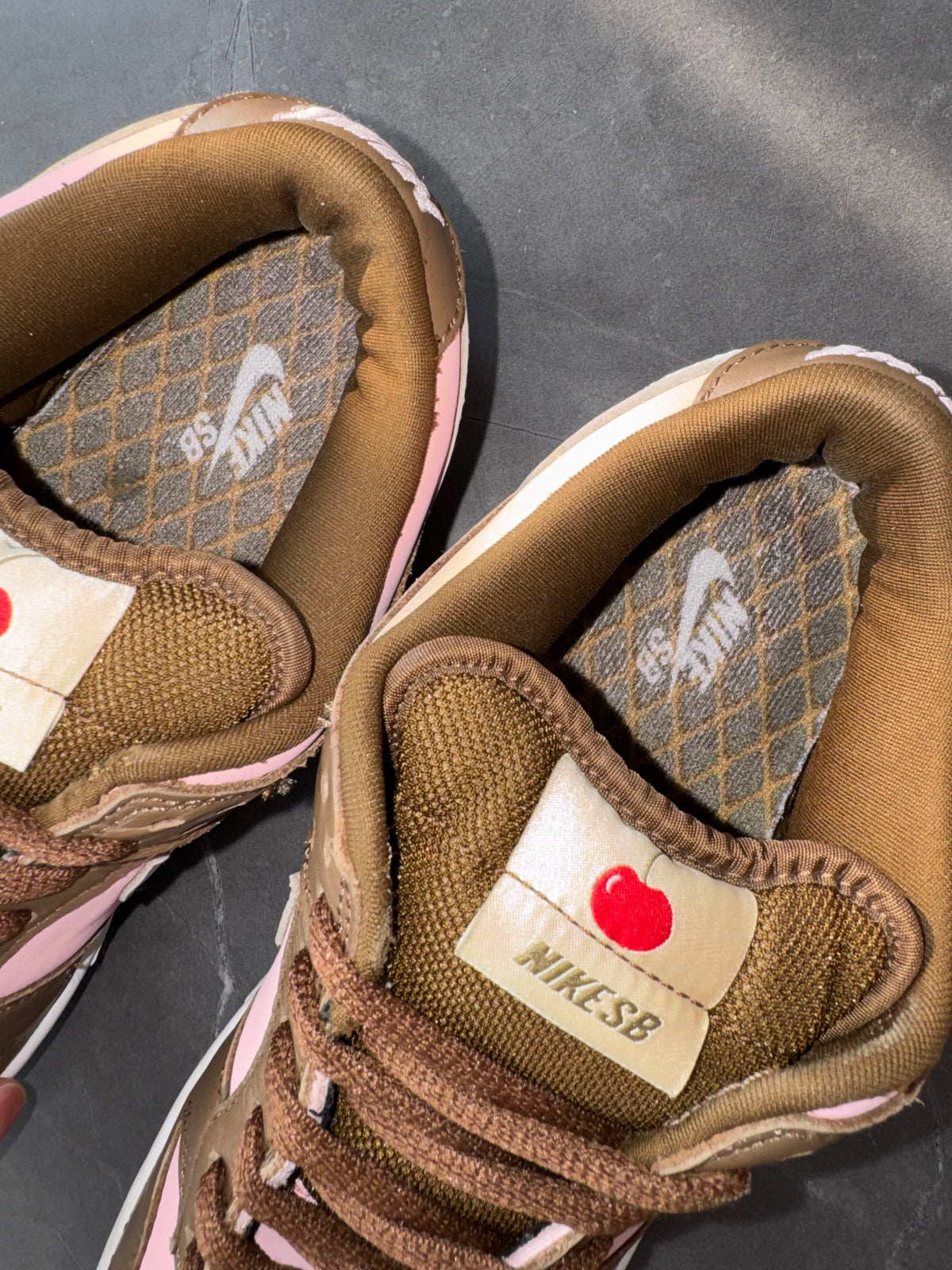 Dunk Low Pro SB Stussy Cherry 2005 US9.5
