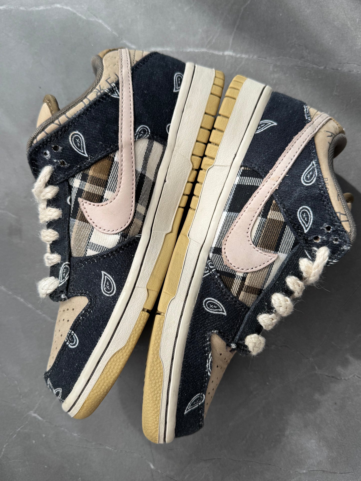 Dunk Low Pro SB Travis Scott US5