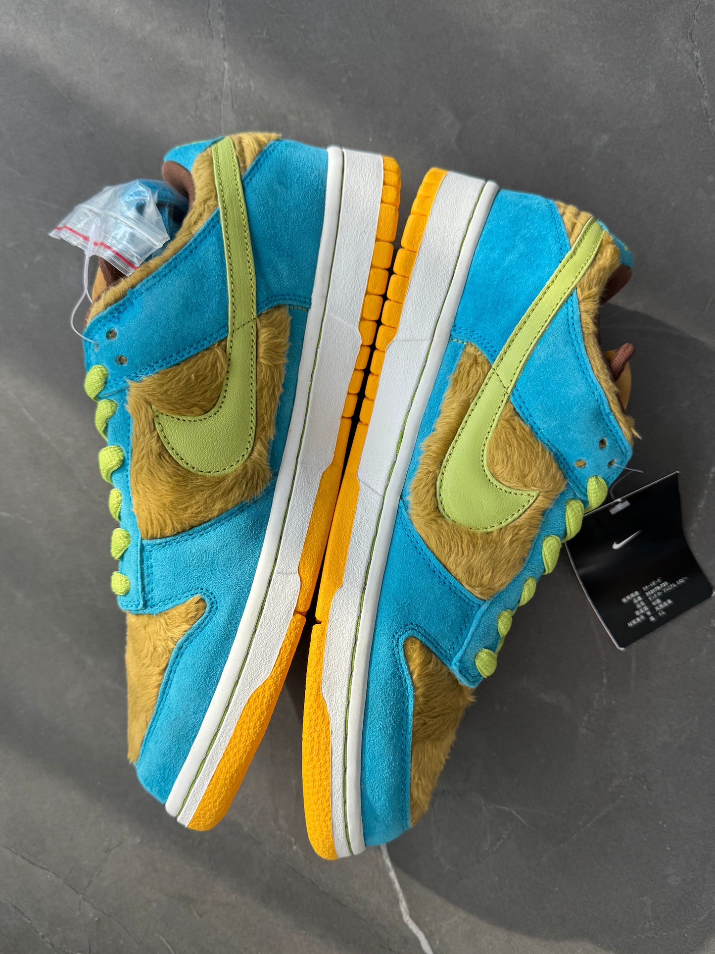 Dunk Low Premium SB Bear Baby 2006 US9