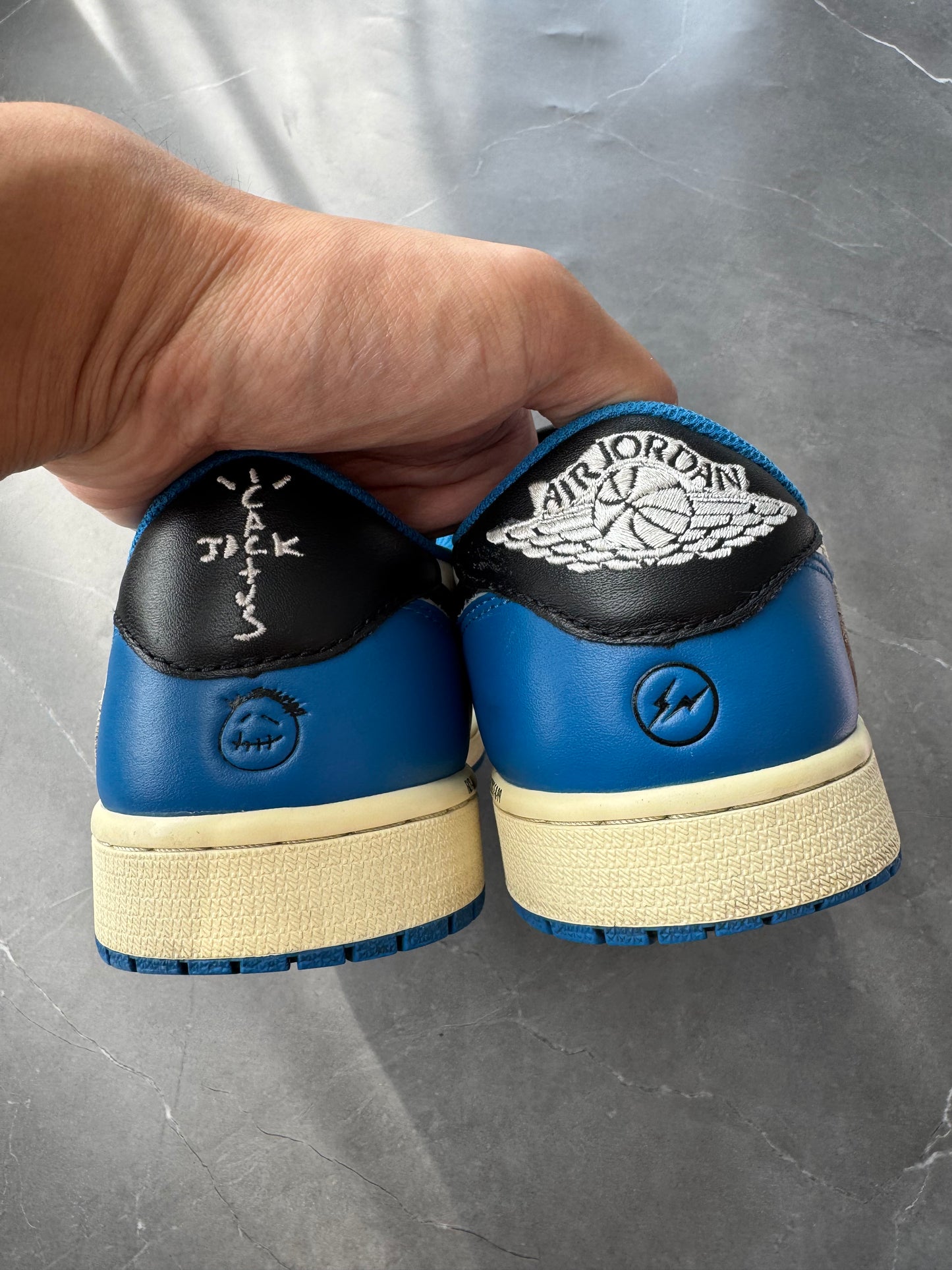 Air Jordan 1 Low Travis Scott Fragment Design US10