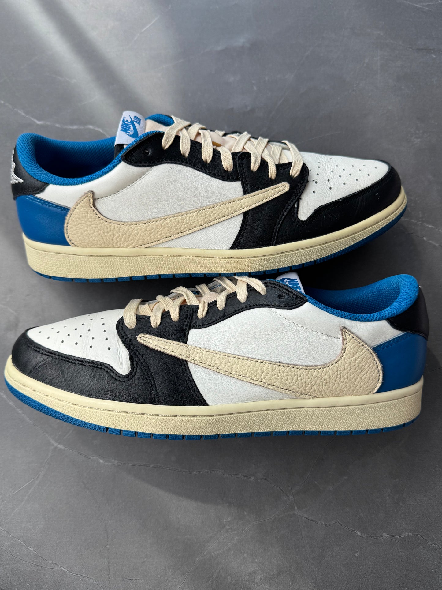 Air Jordan 1 Low Travis Scott Fragment Design US10