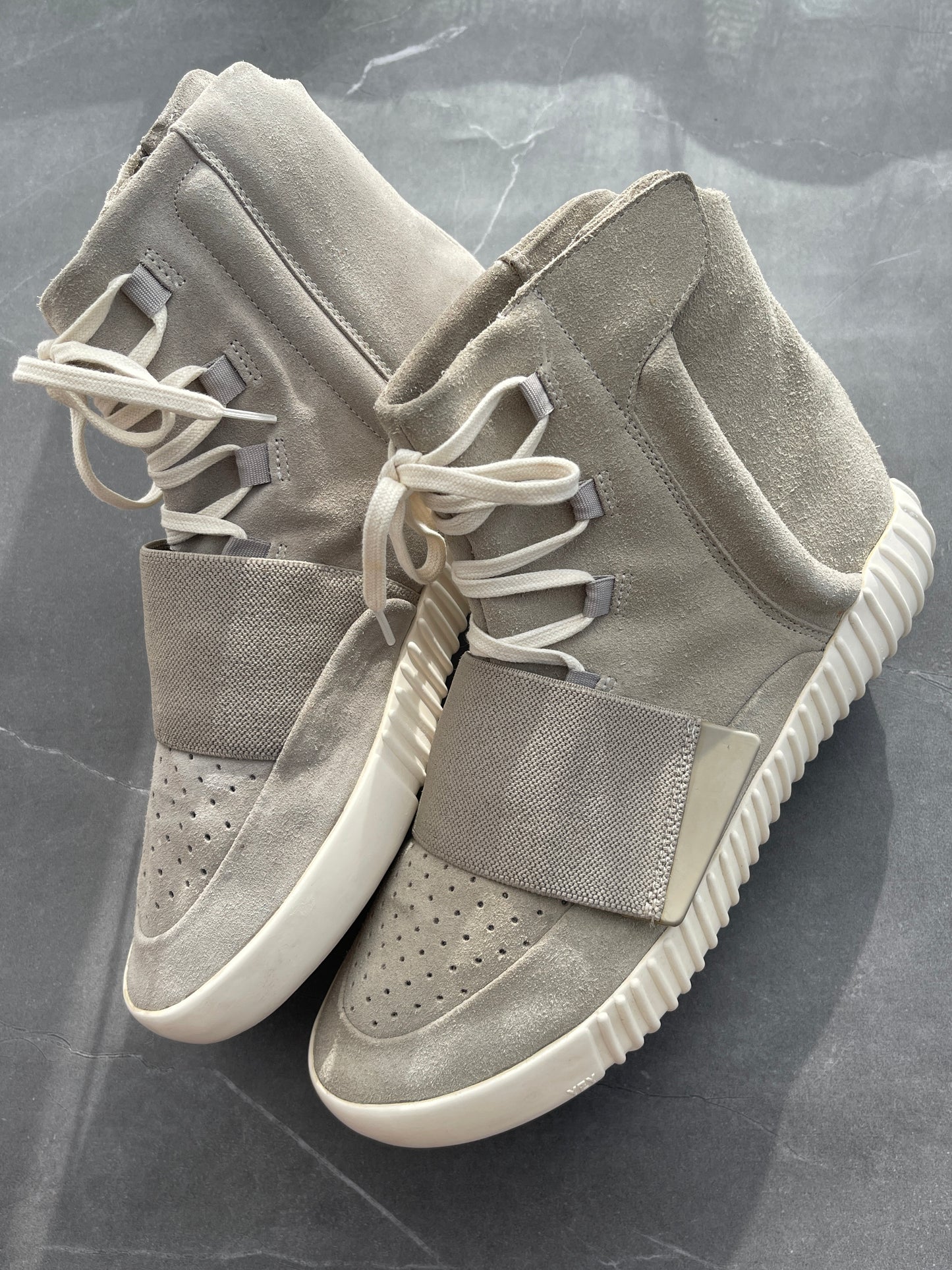 Adidas Yeezy Boost 750 OG Light Brown