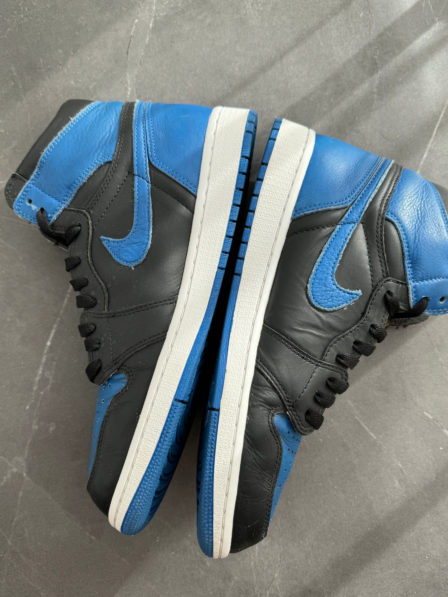 Air Jordan 1 High Royal 2017