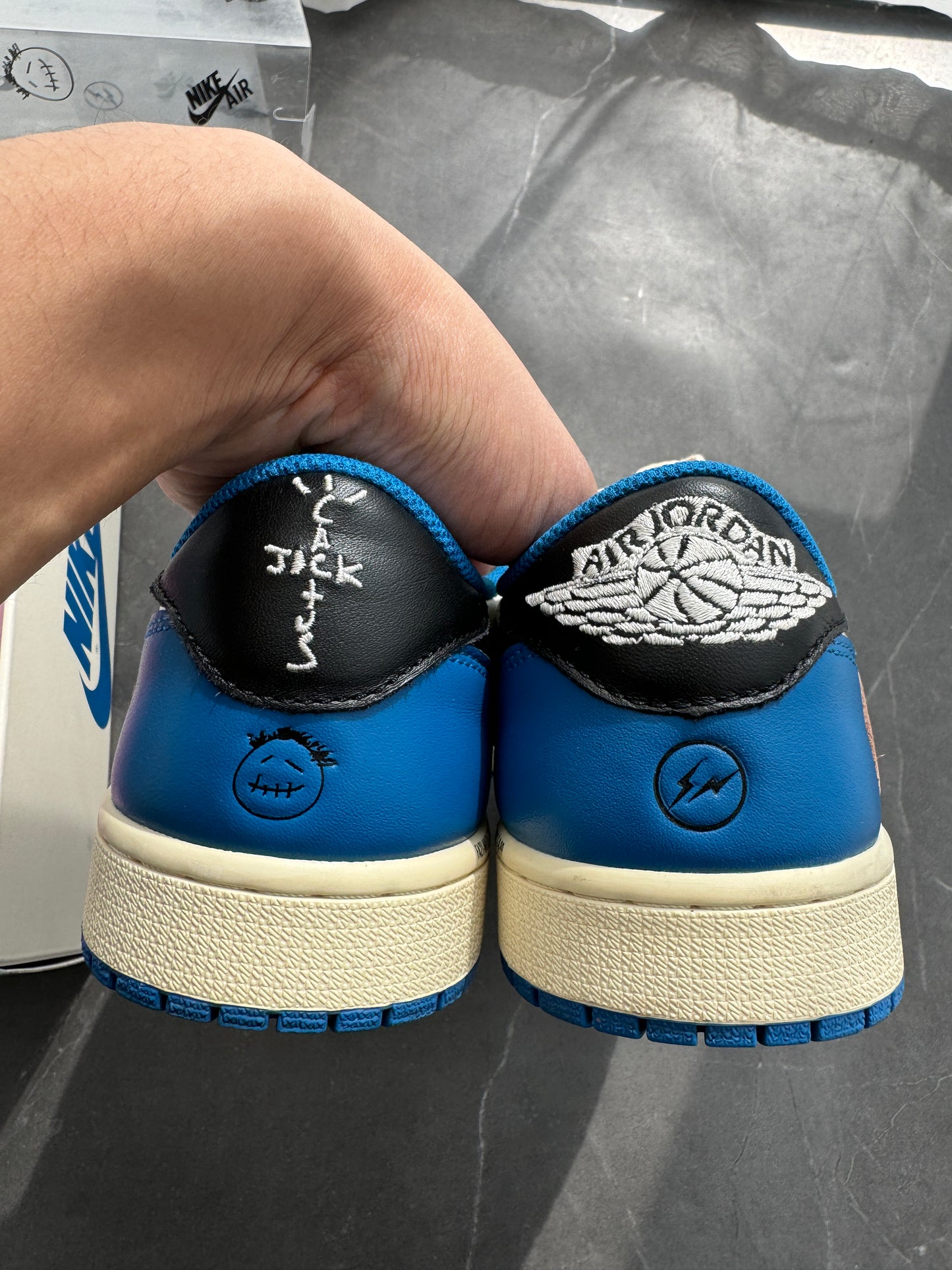 Air Jordan 1 Low Travis Scott Fragment Design US9 Lot1