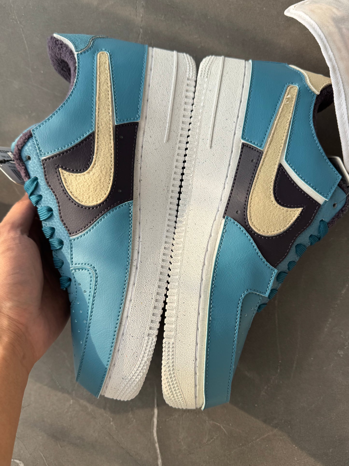 Air Force 1 Low Velcro Unreleased Sample