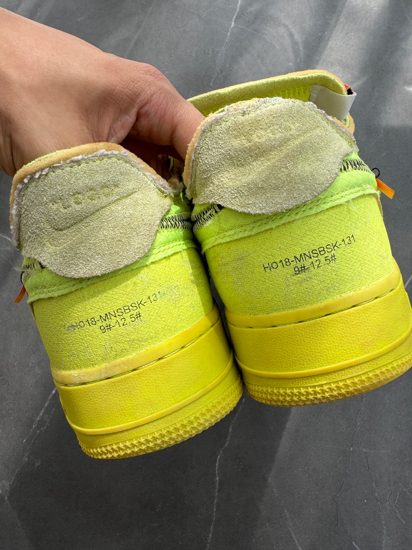 Air Force 1 Low Off-White Volt US11