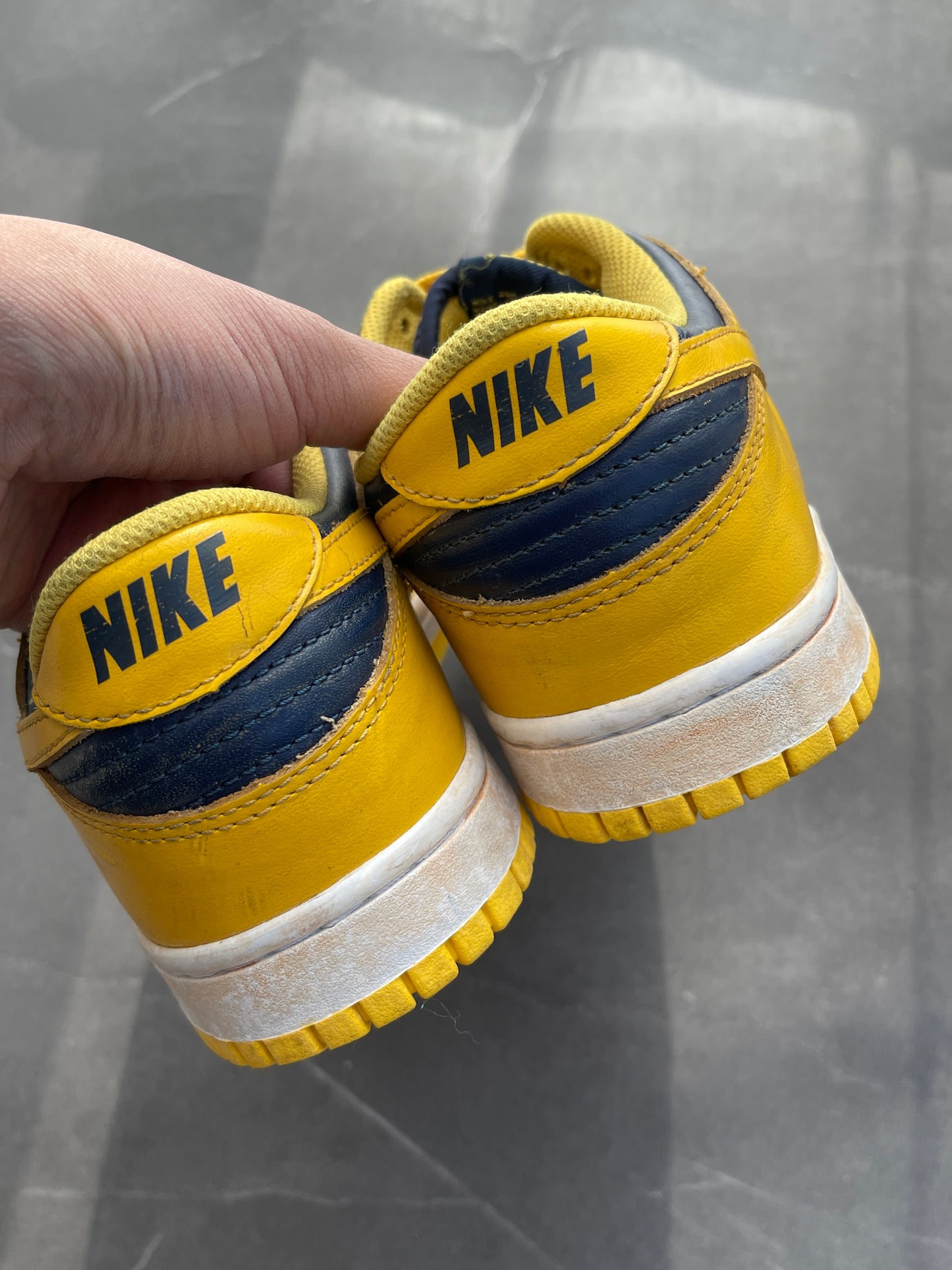 Dunk Low VNTG Pack Reverse Michigan 2010 US8