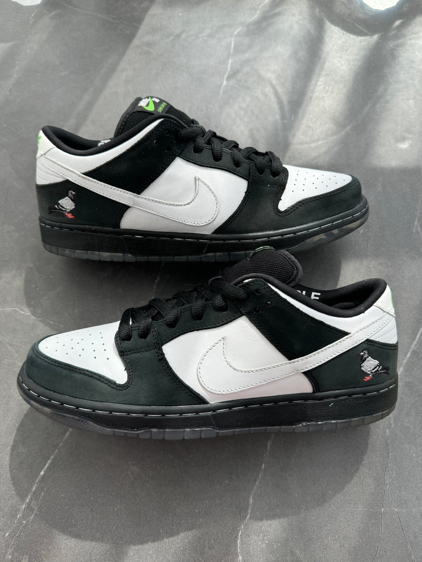 Dunk Low Pro SB Panda Pigeon US10