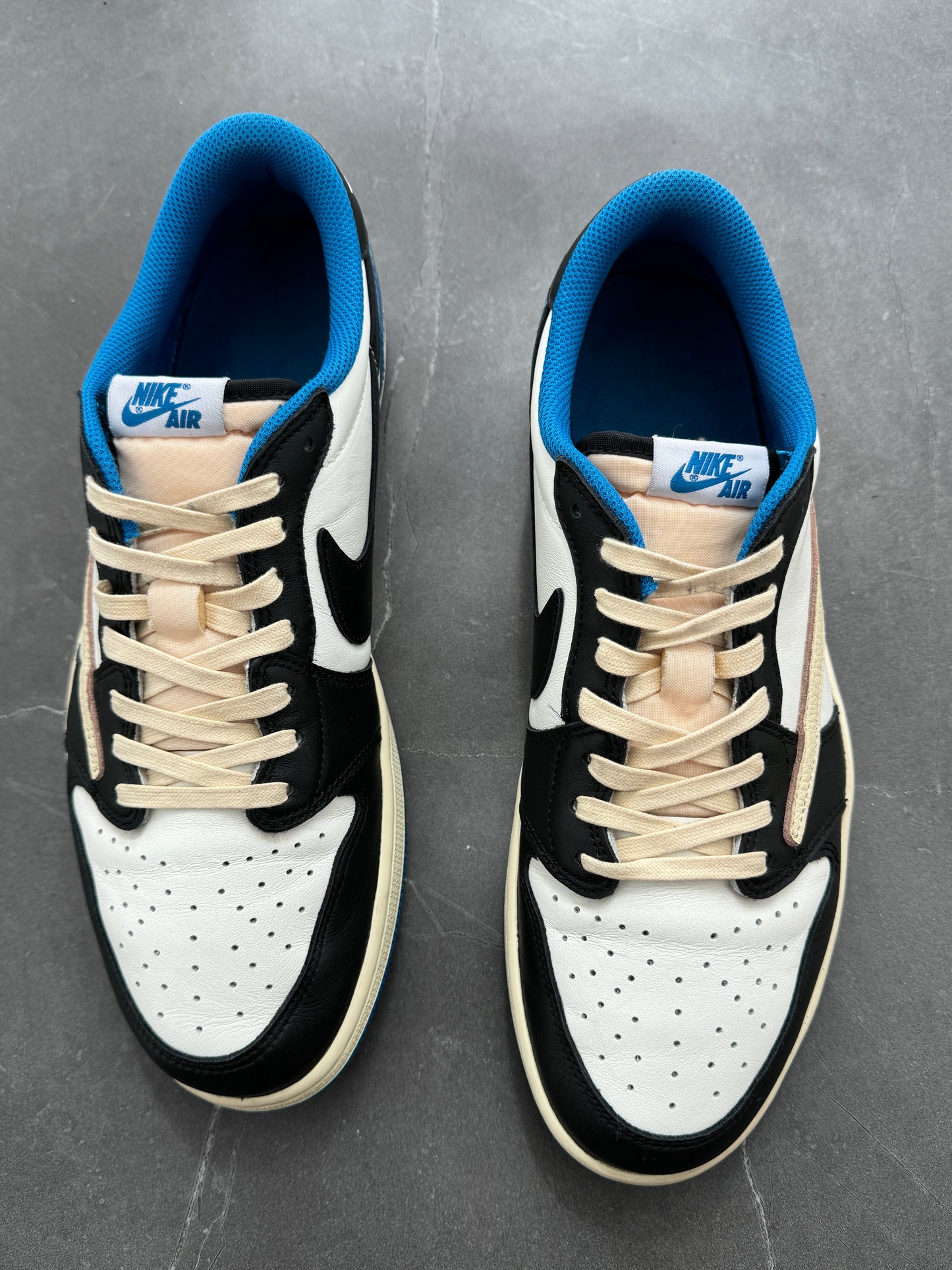 Air Jordan 1 Low Travis Scott Fragment Design  US11