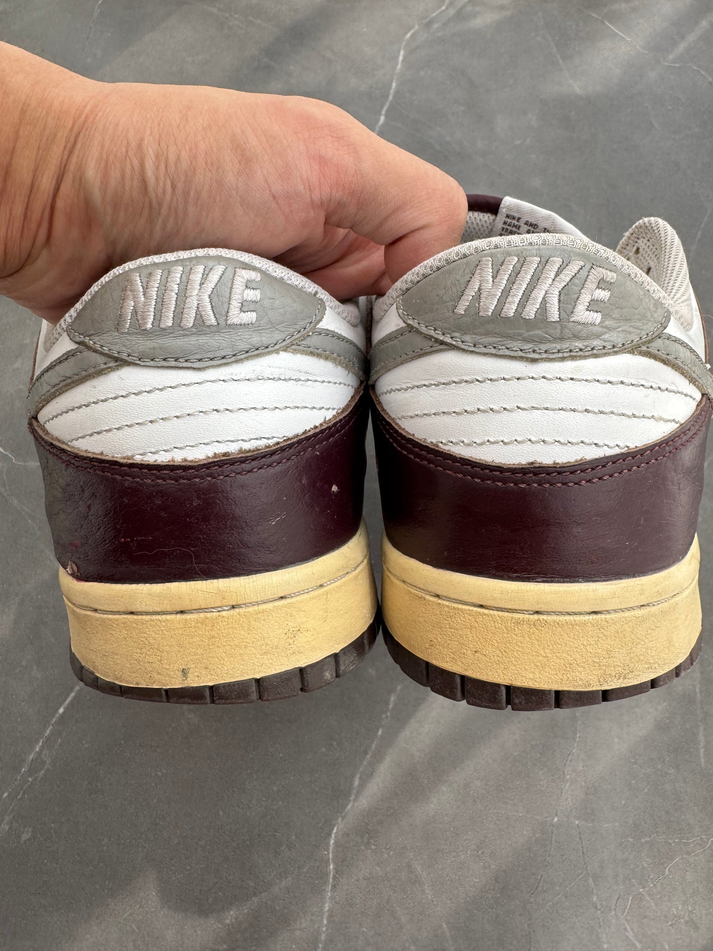 Dunk Low Deep Burgundy 2011