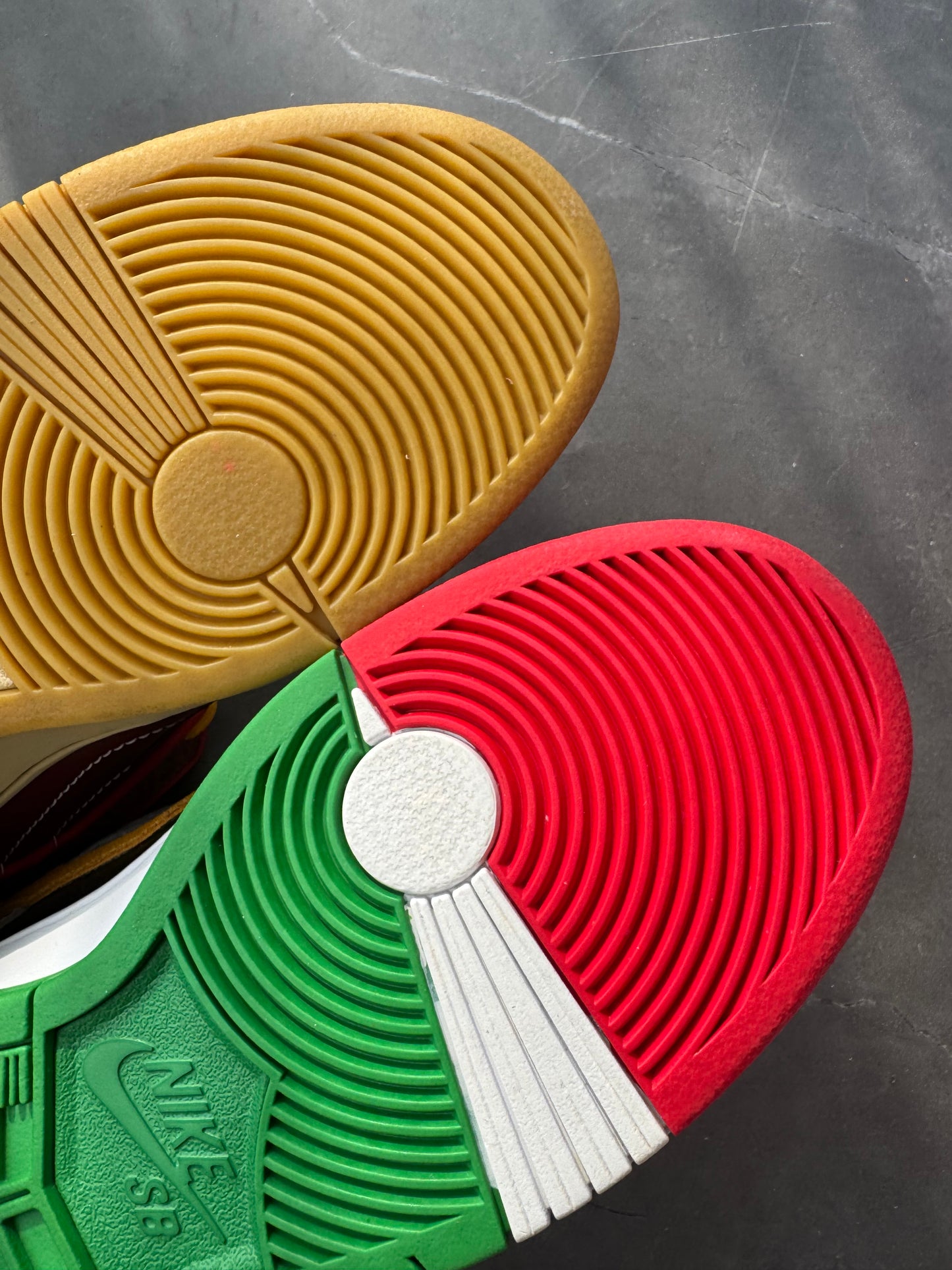 Dunk Low Pro SB What The Paul US9.5