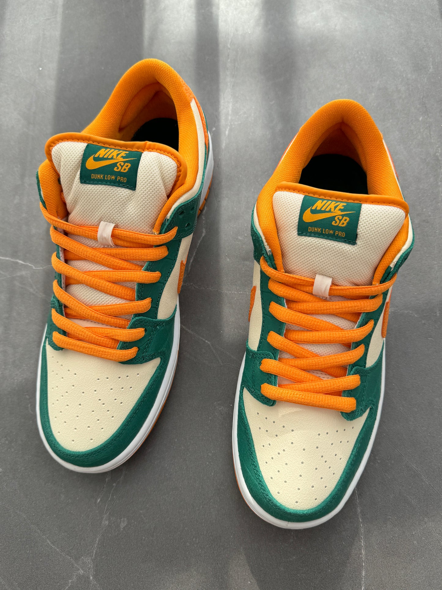 Dunk Low Pro SB Legion Pine Kumquat