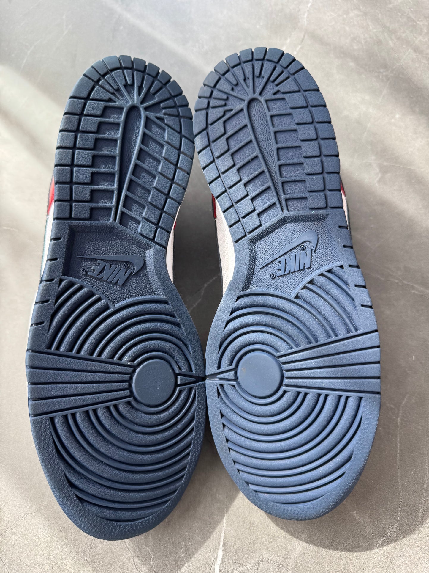 Dunk Low Supreme Court 2004