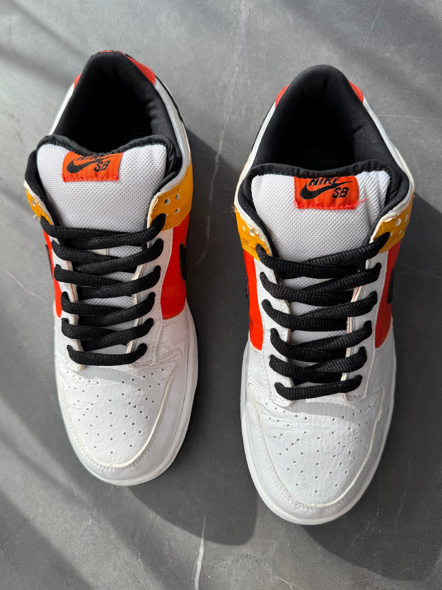 Dunk Low Pro SB White RayGun 2004 US9.5