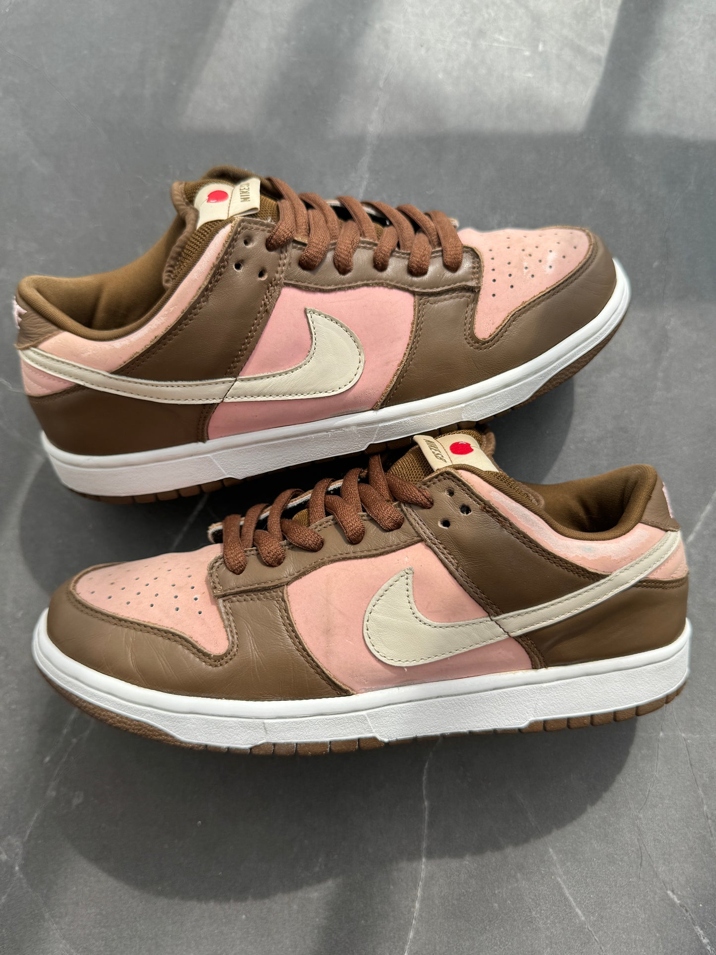 Dunk Low Pro SB Stussy Cherry US9.5