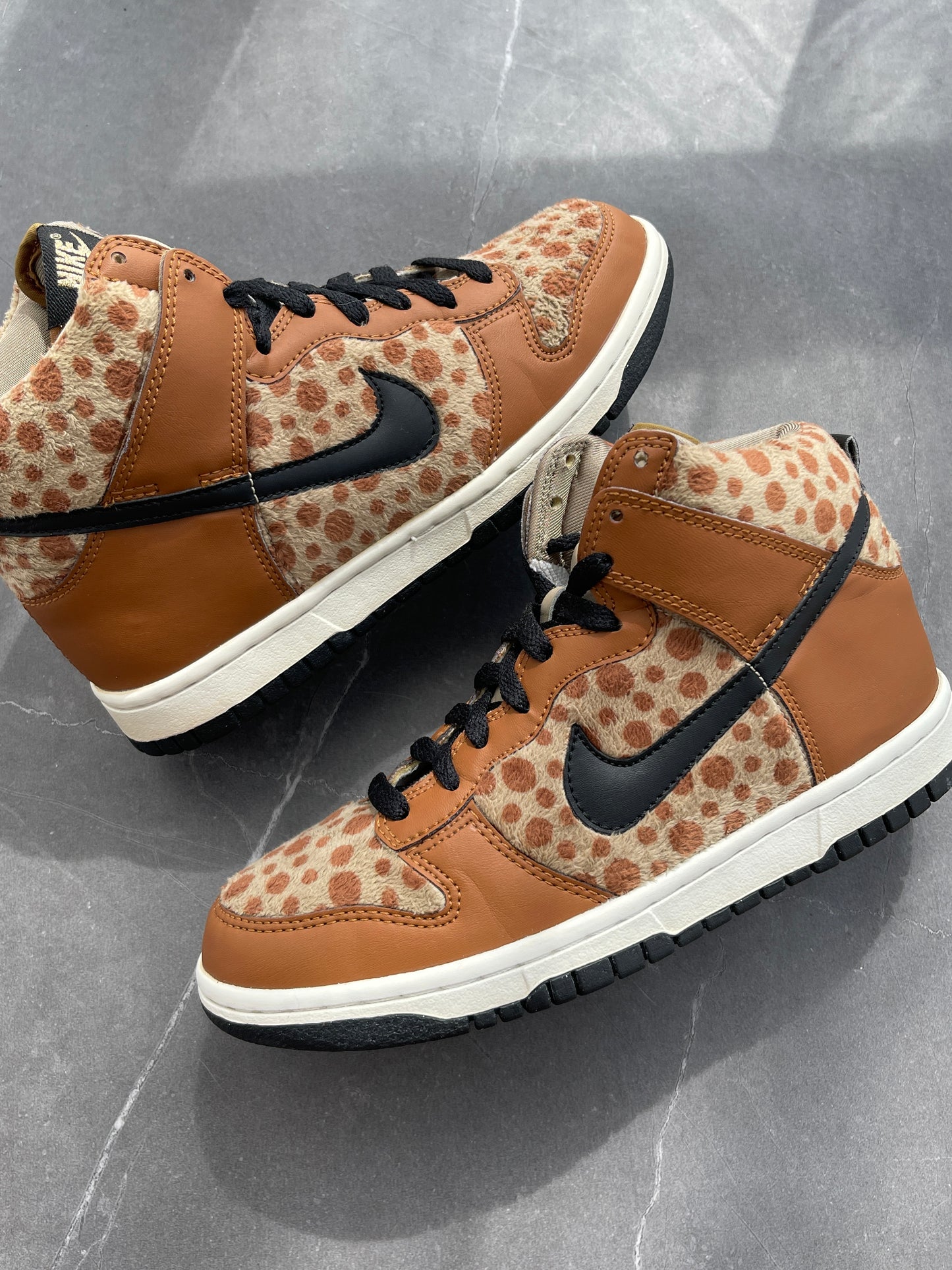 Dunk High GS Sika Deer 2011