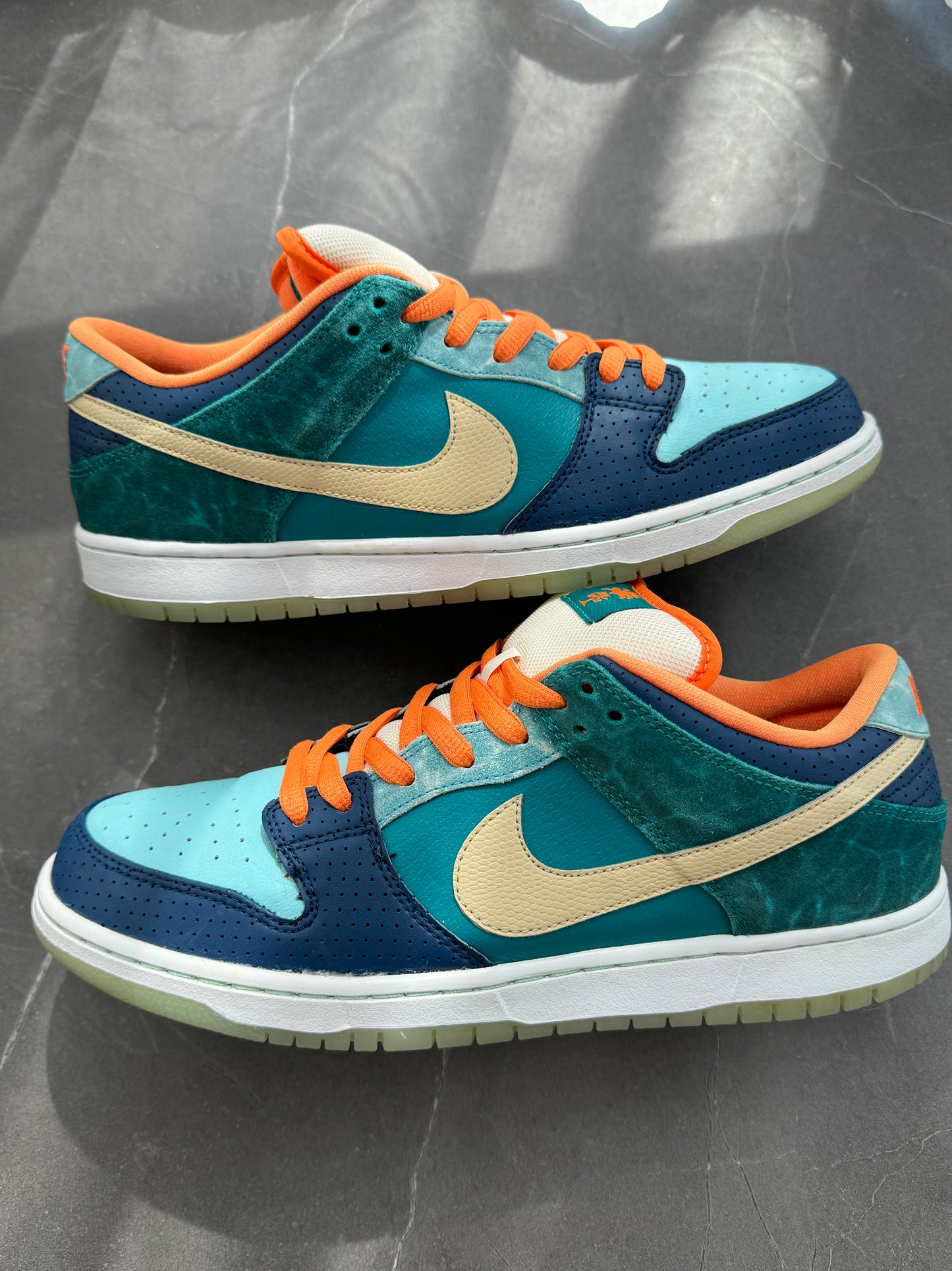 Dunk Low Premium SB Mia Skate Shop 2013 US12