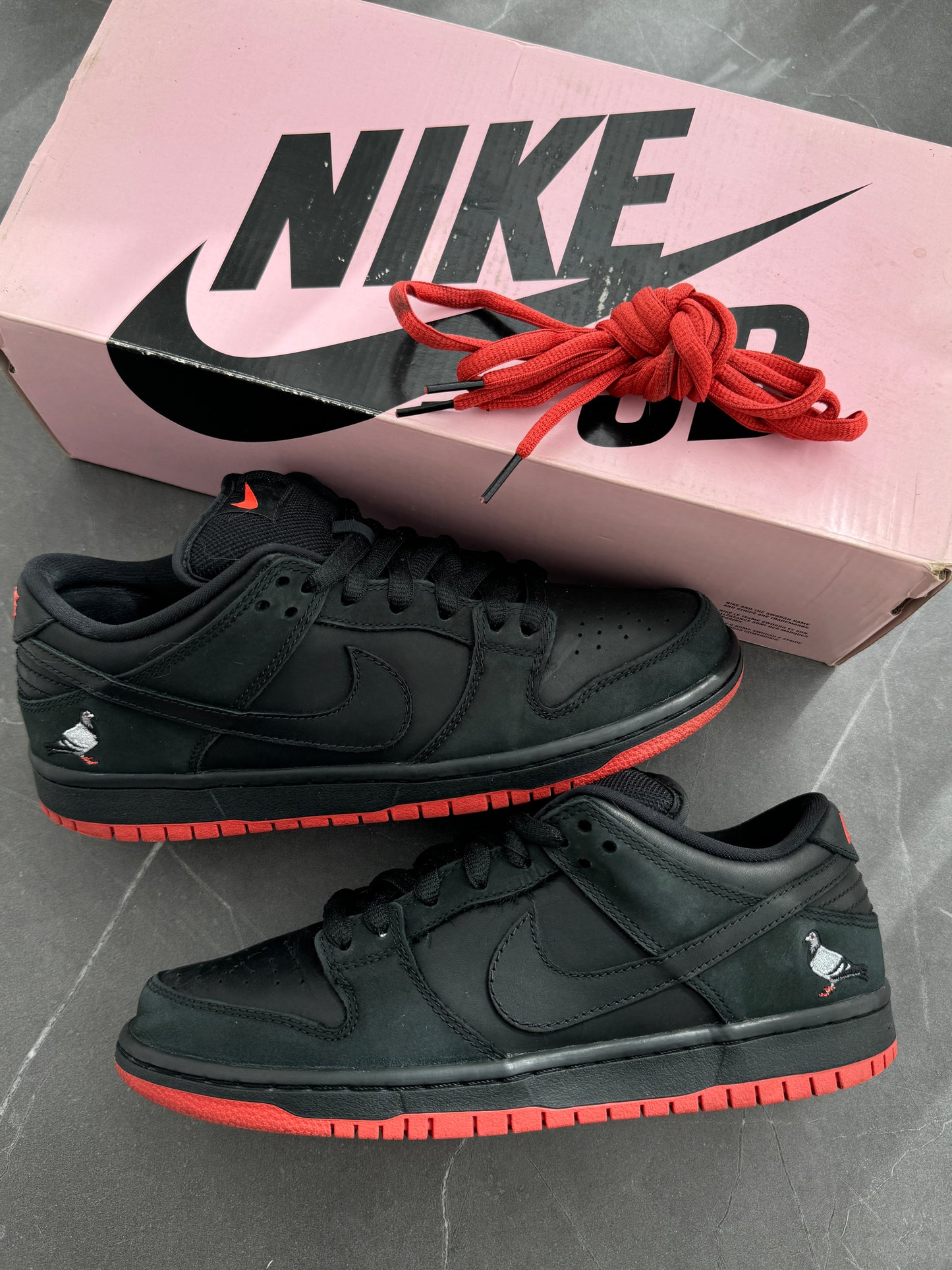 Dunk Low Pro SB Black Pigeon US8