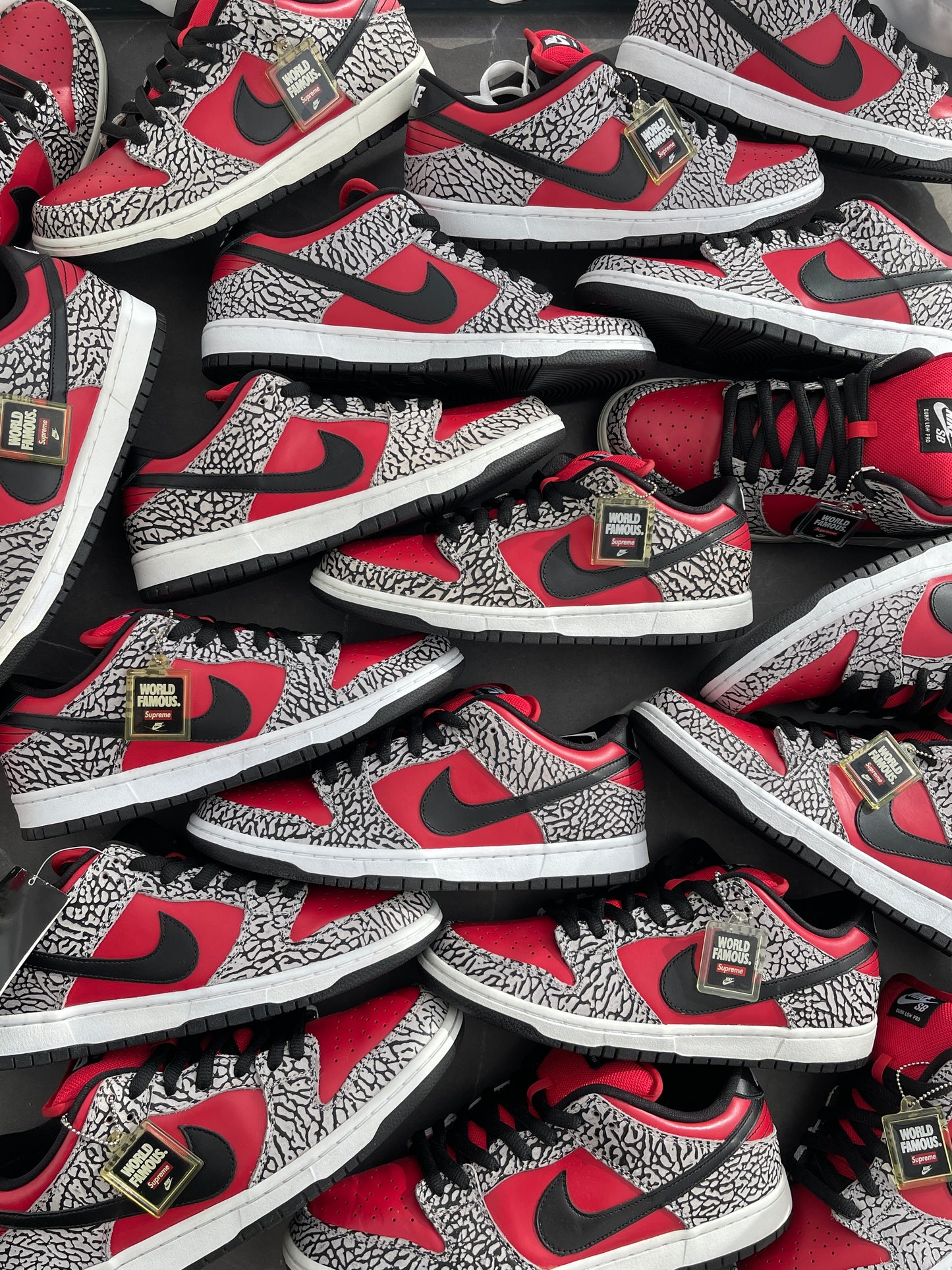 Dunk Low Premium SB Supreme Red Cement US8.5~10.5