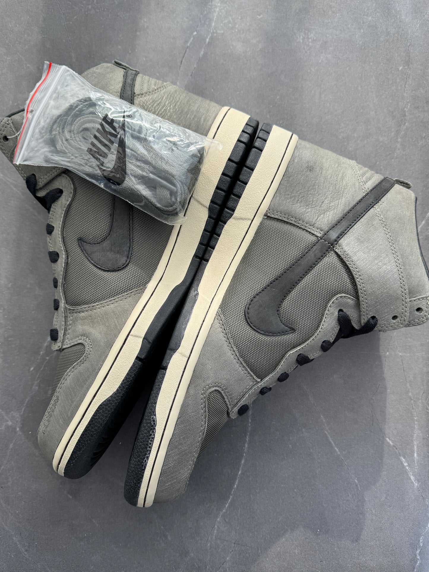 Dunk High Premium Undefeated Bring Back Pack Ballistic Green 2013