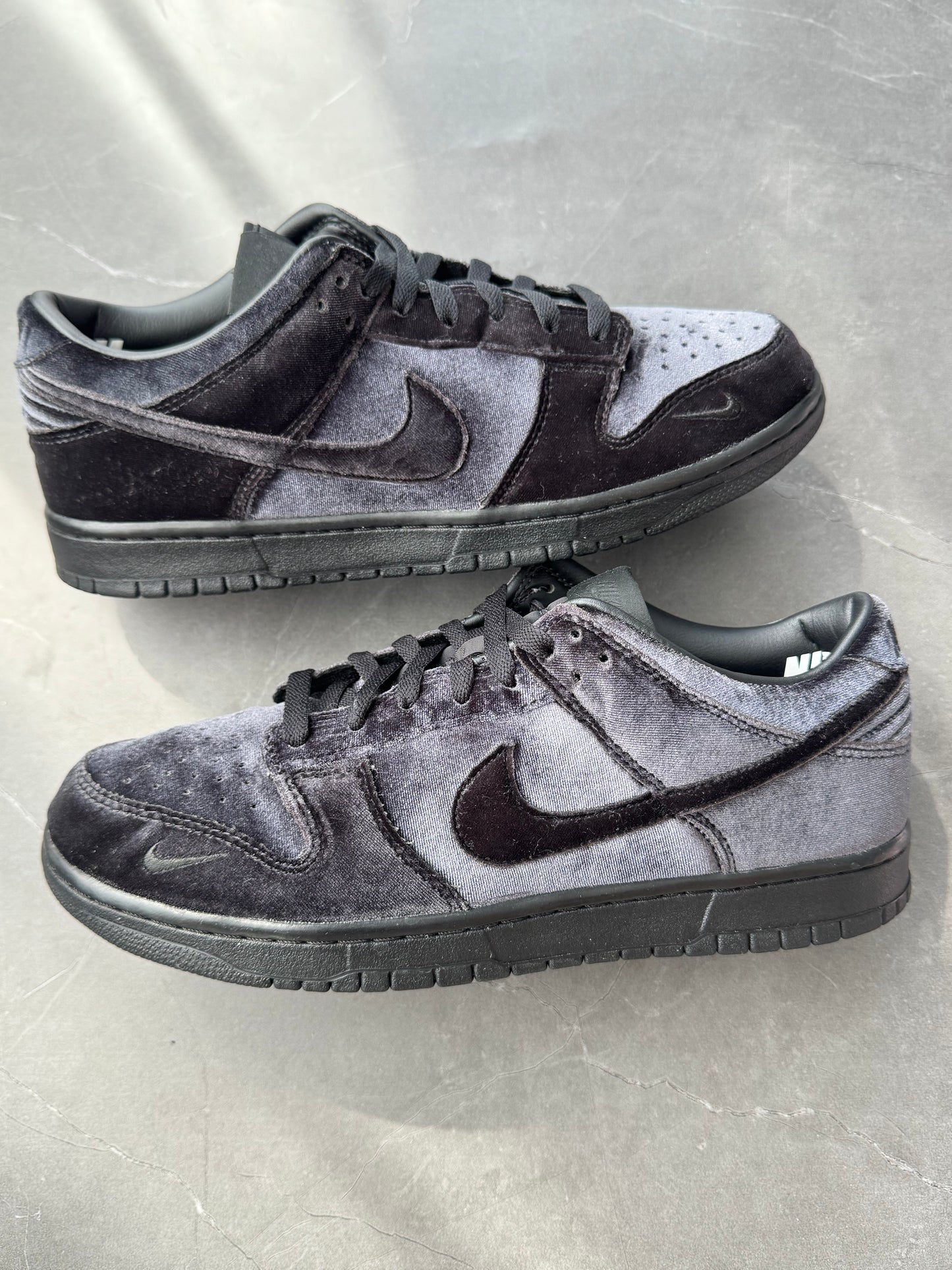 Dunk Low Dover Street Market Triple Black Velvet