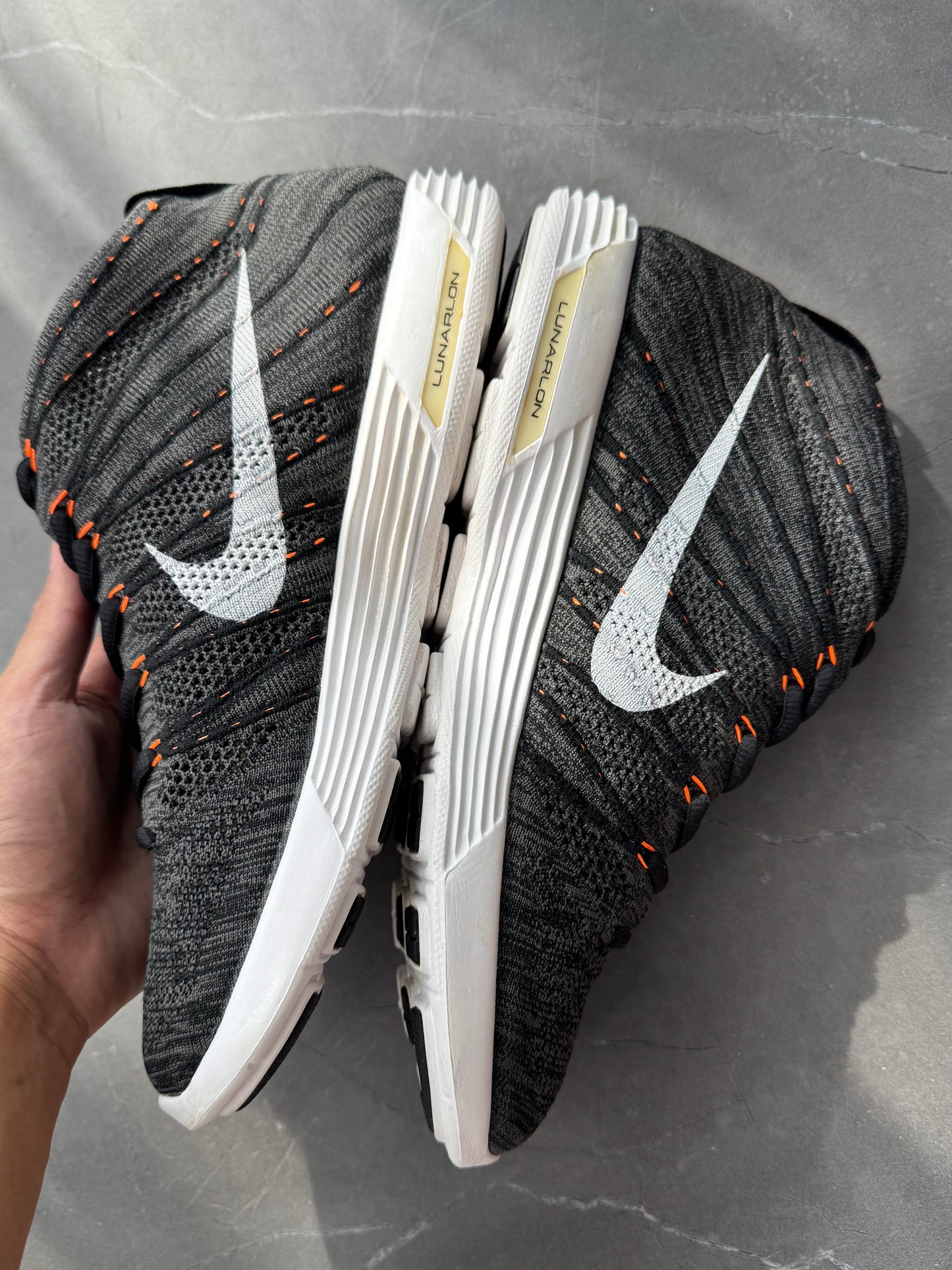 Nike Lunar Chukka Flyknit Midnight Fog Total Orange
