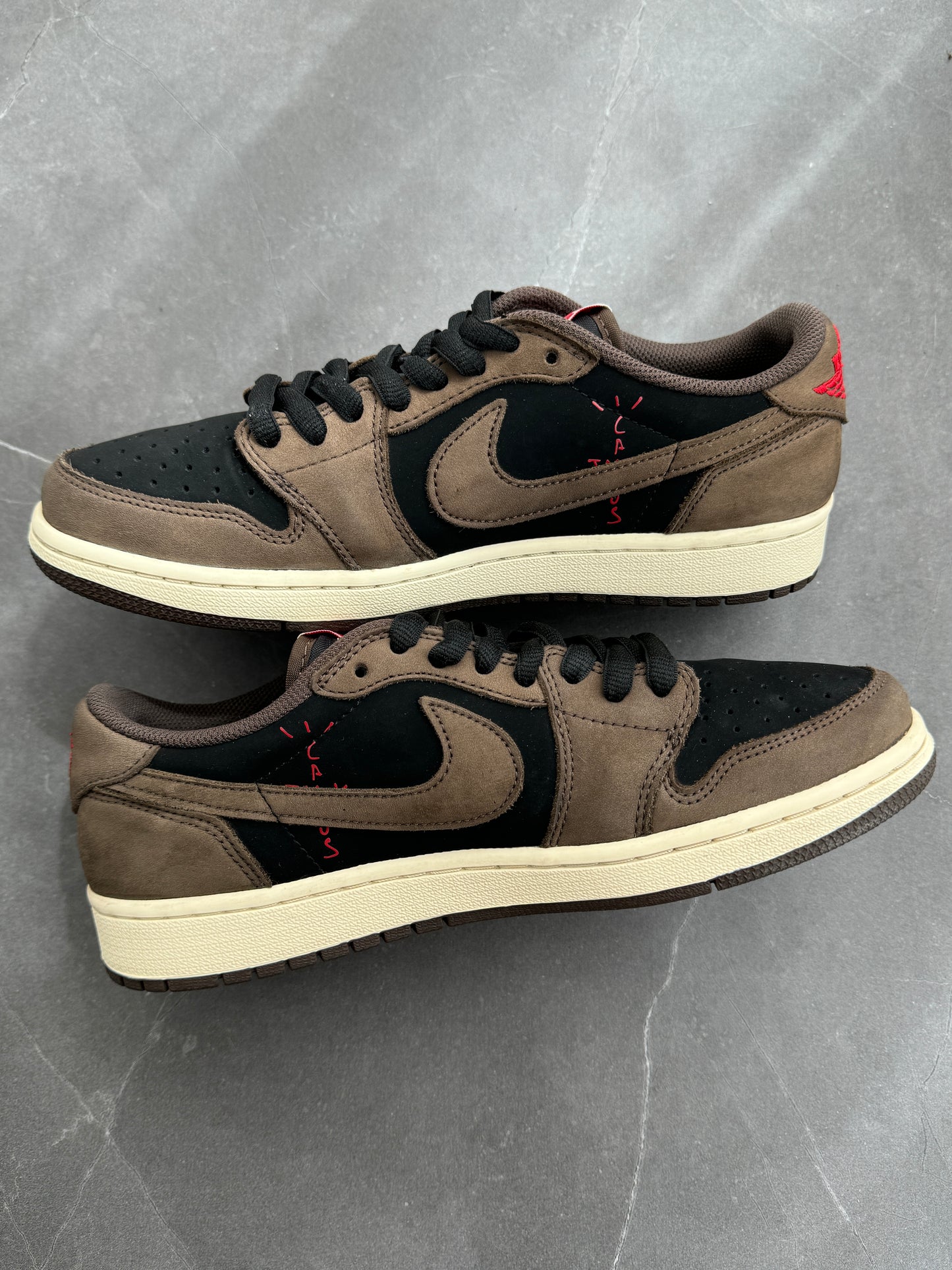 Air Jordan 1 Low Travis Scott Mocha US8.5