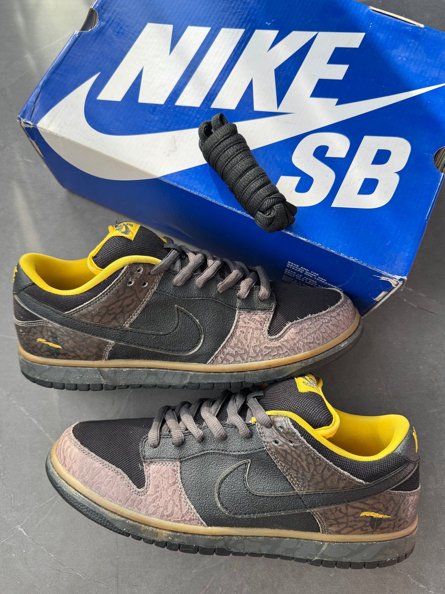 Dunk Low Premium SB Yellow Curb 2010 US10.5