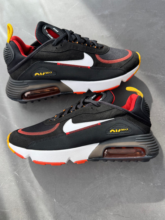 Air Max 2090 Varsity Red Black Sample