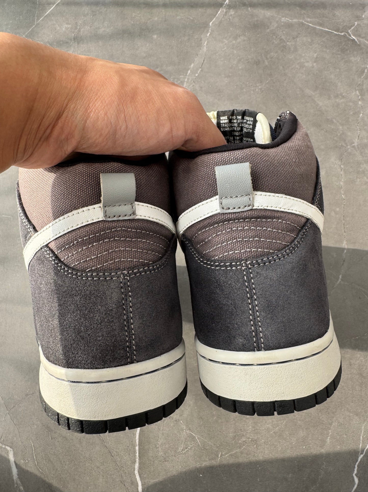 Dunk High Pro SB Un-Futura Sample