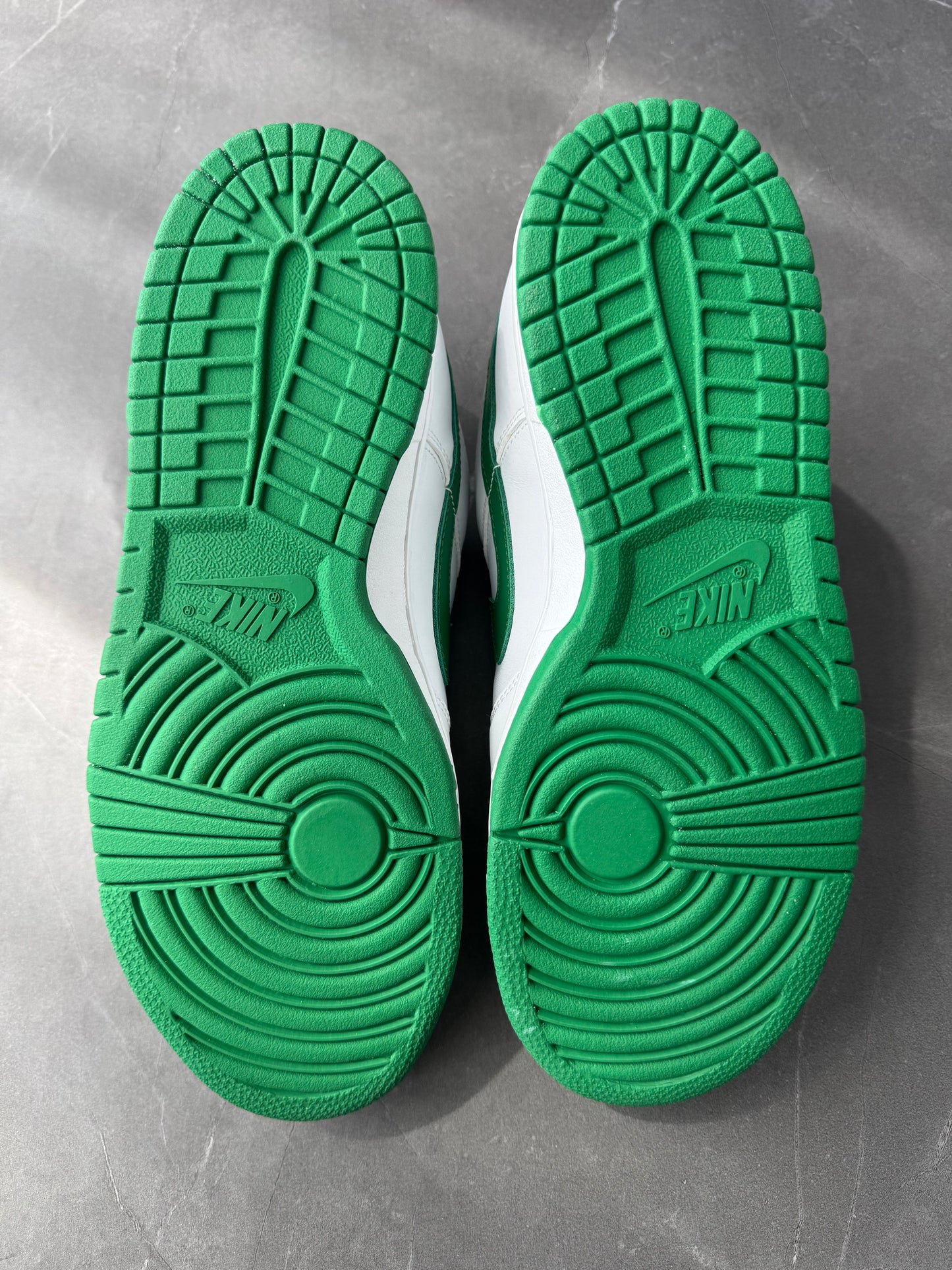Dunk Low Pro SB White Classic Green 2005 US9