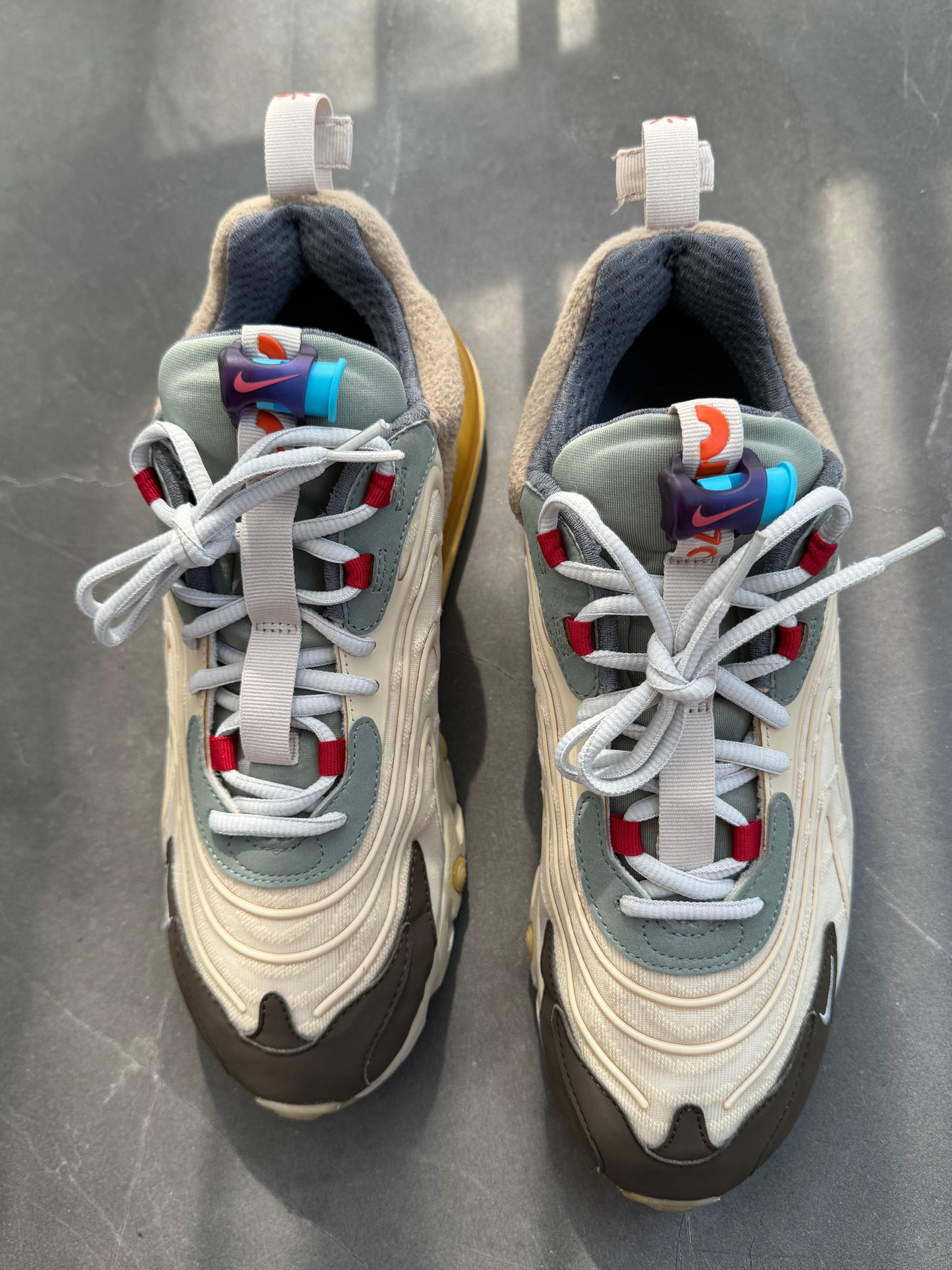 Air Max 270 React ENG Travis Scott Trails US9.5