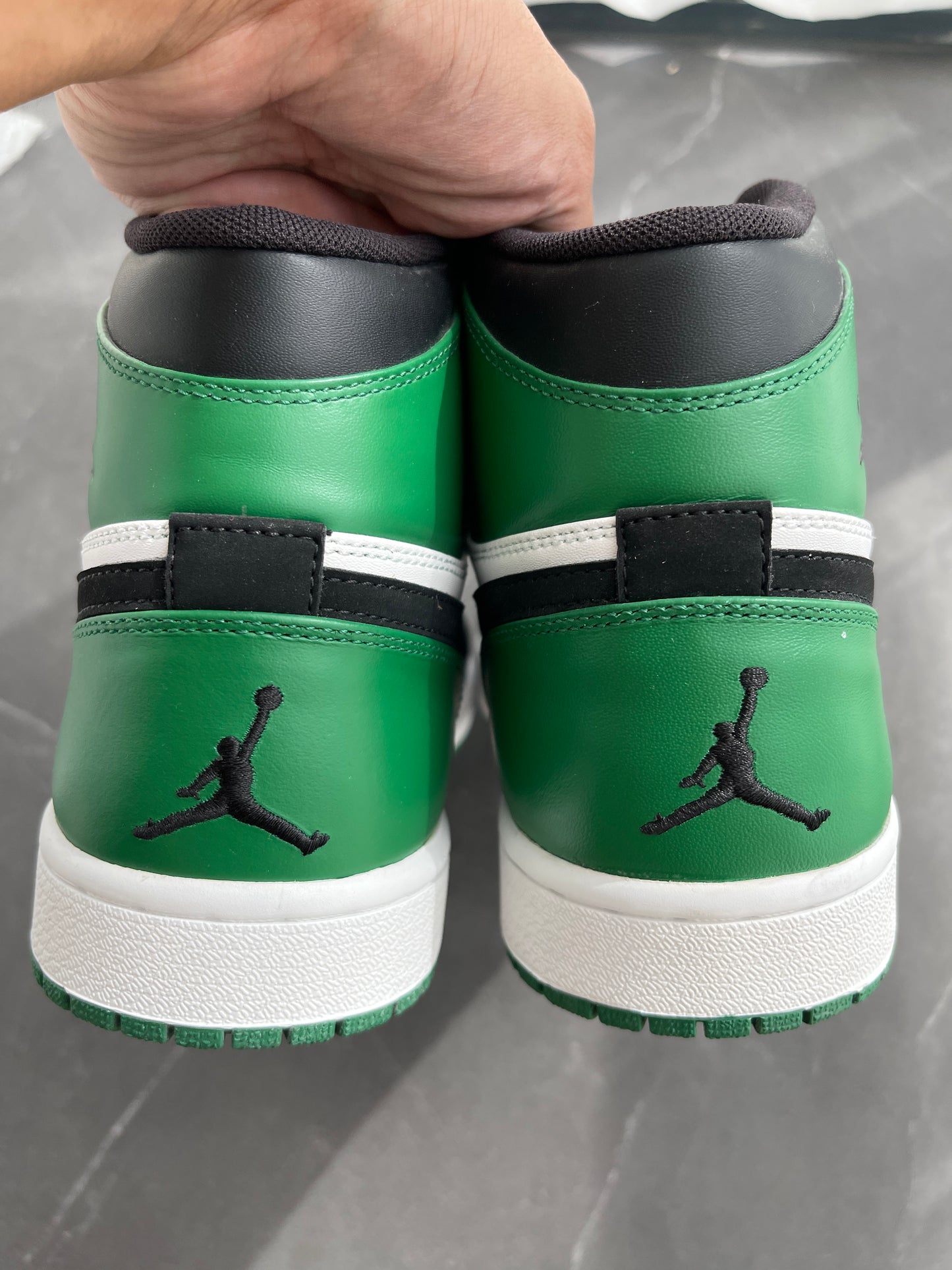 Air Jordan 1 High Defining Moments Celtics 2009