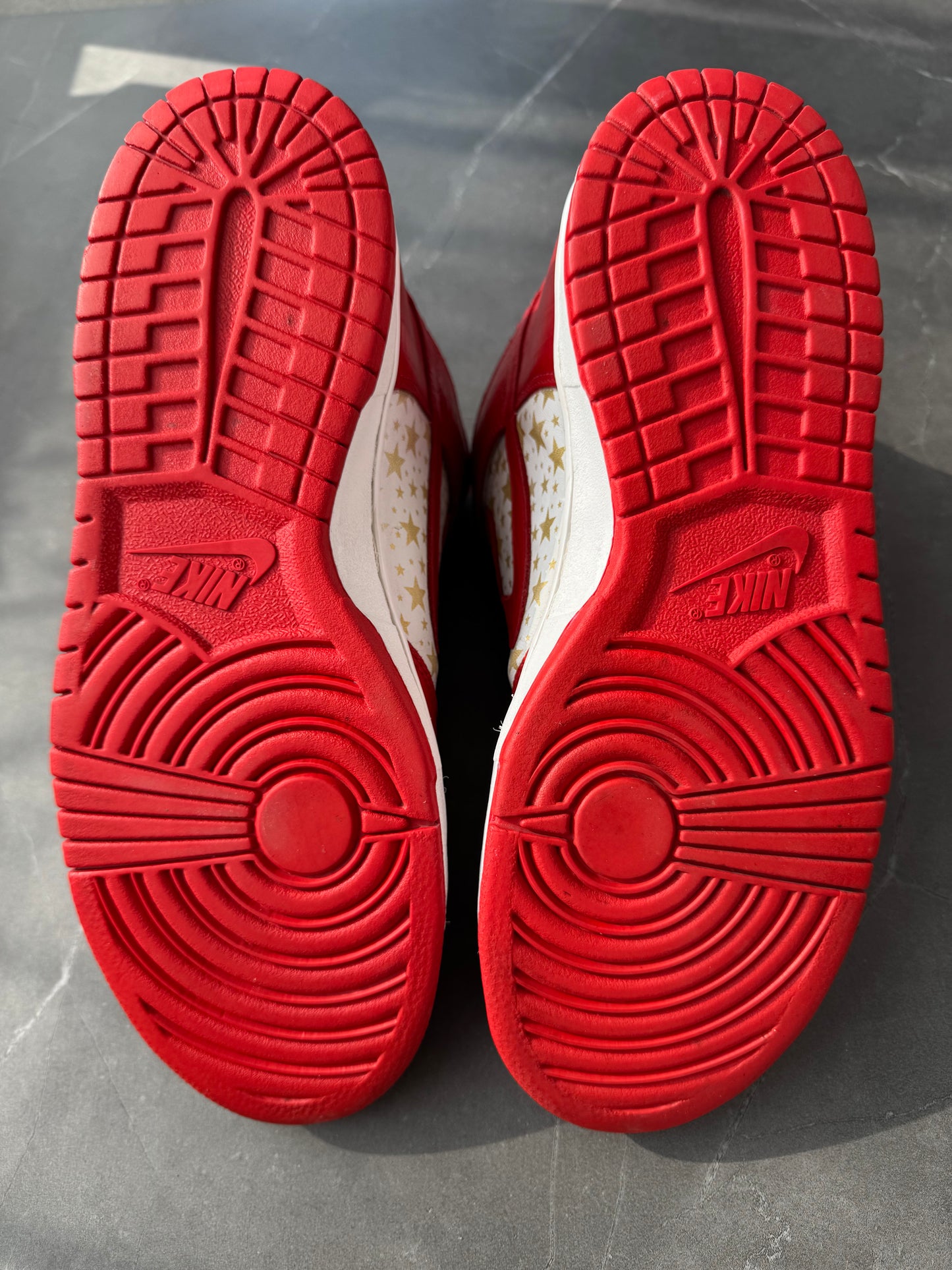 Dunk High Pro SB Supreme Red Stars US10.5 2003