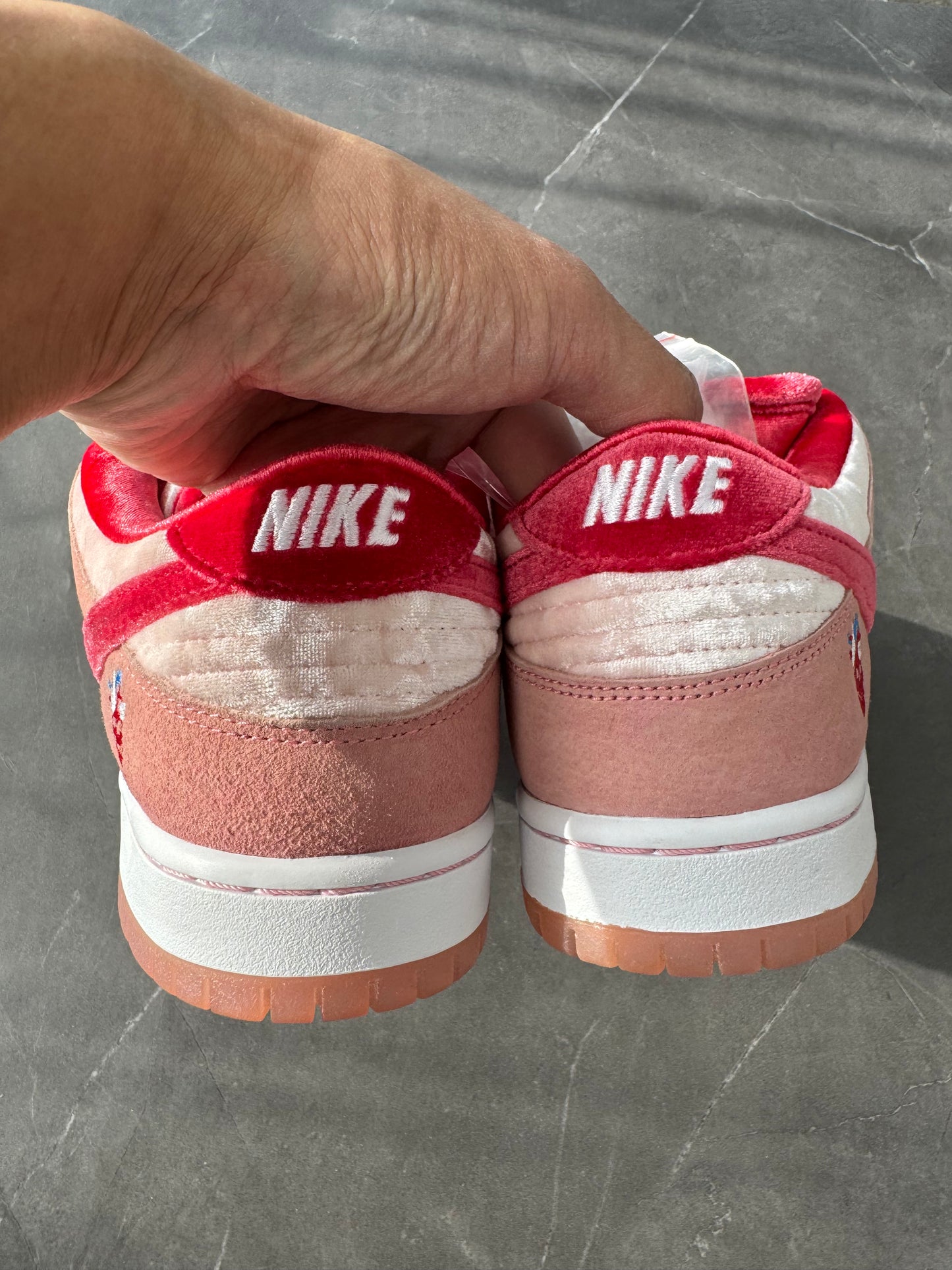 Dunk Low Pro SB Strange Love US8.5