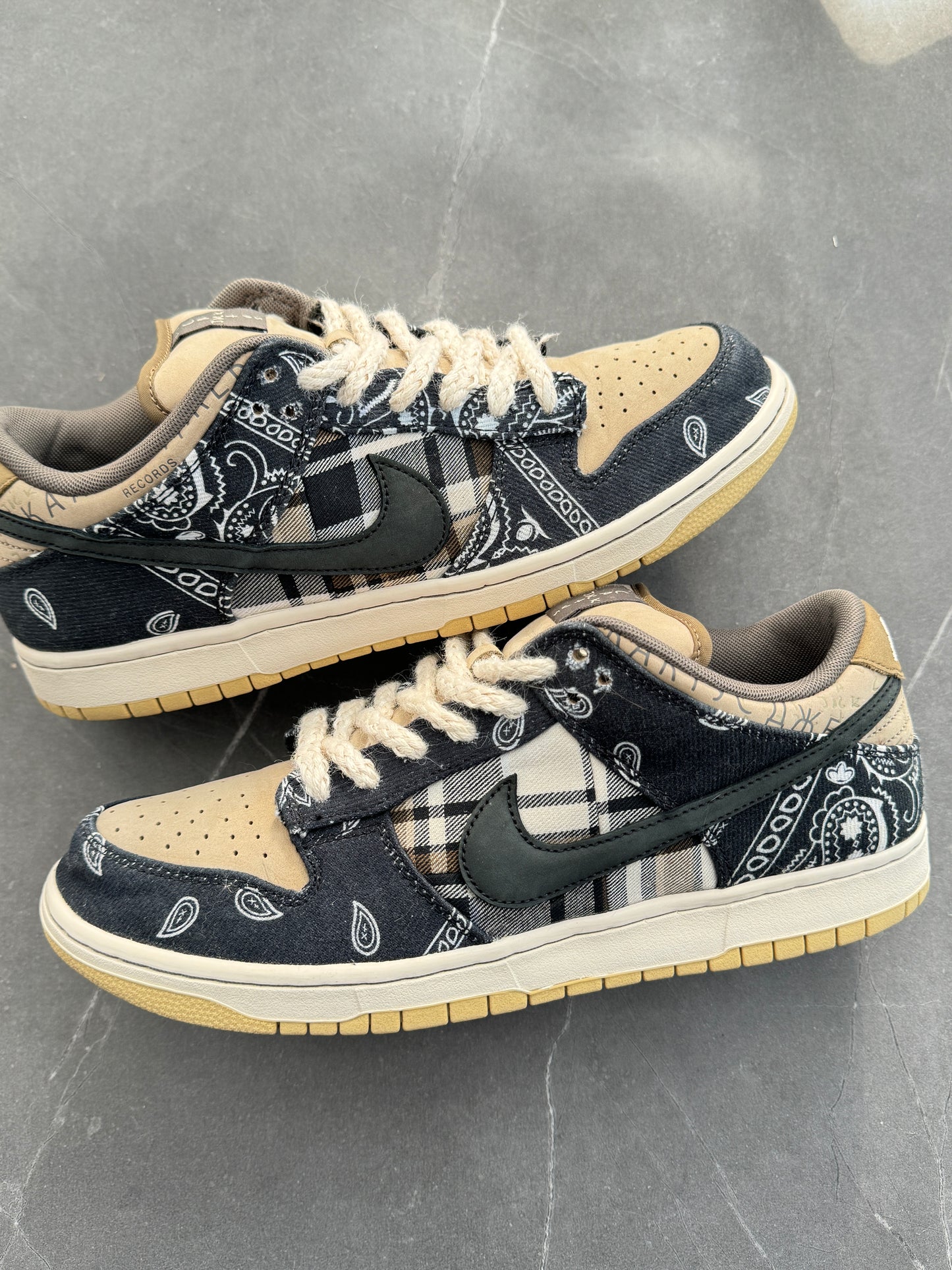 Dunk Low Pro SB Travis Scott US11