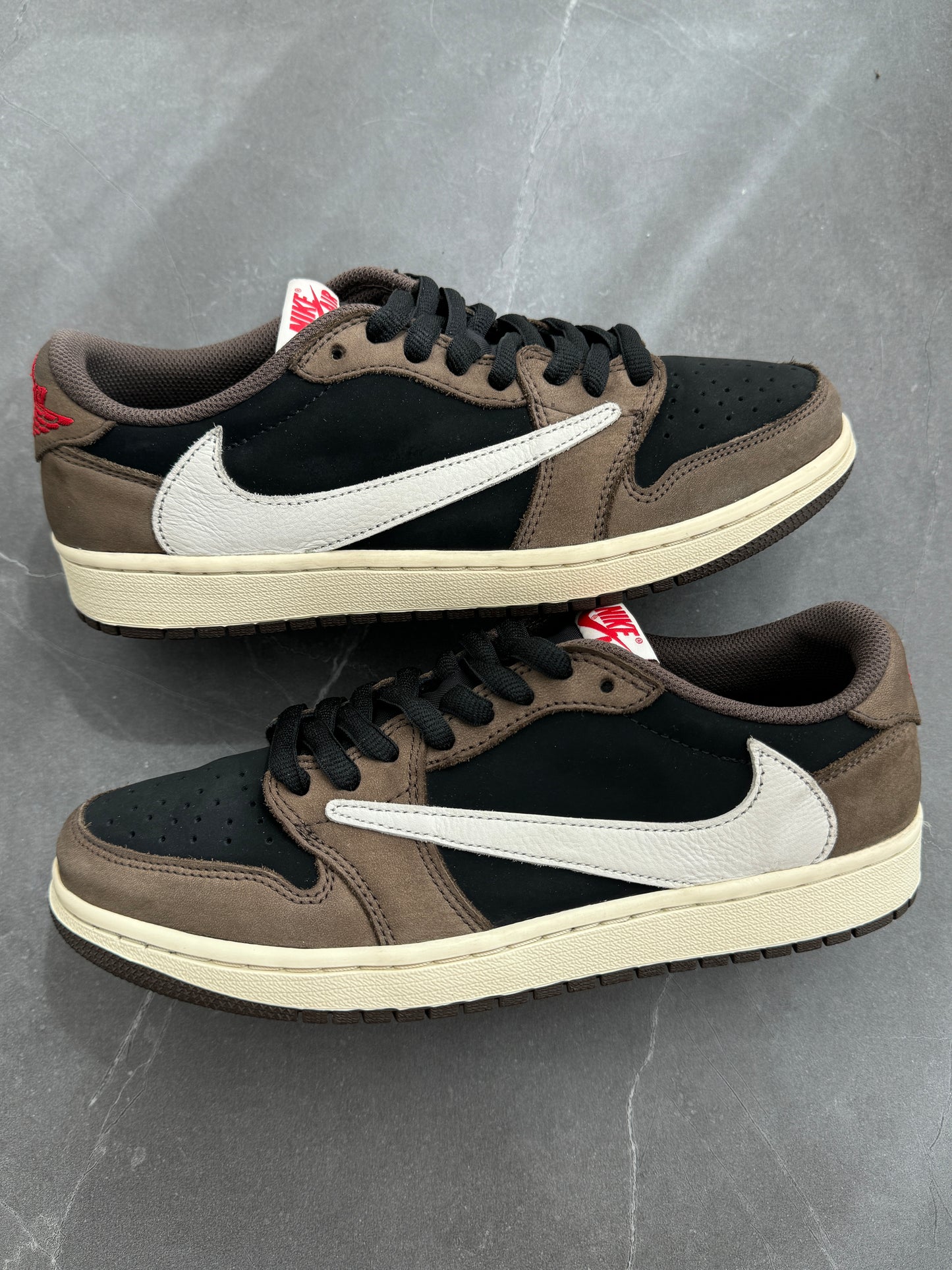 Air Jordan 1 Low Travis Scott Mocha US8.5