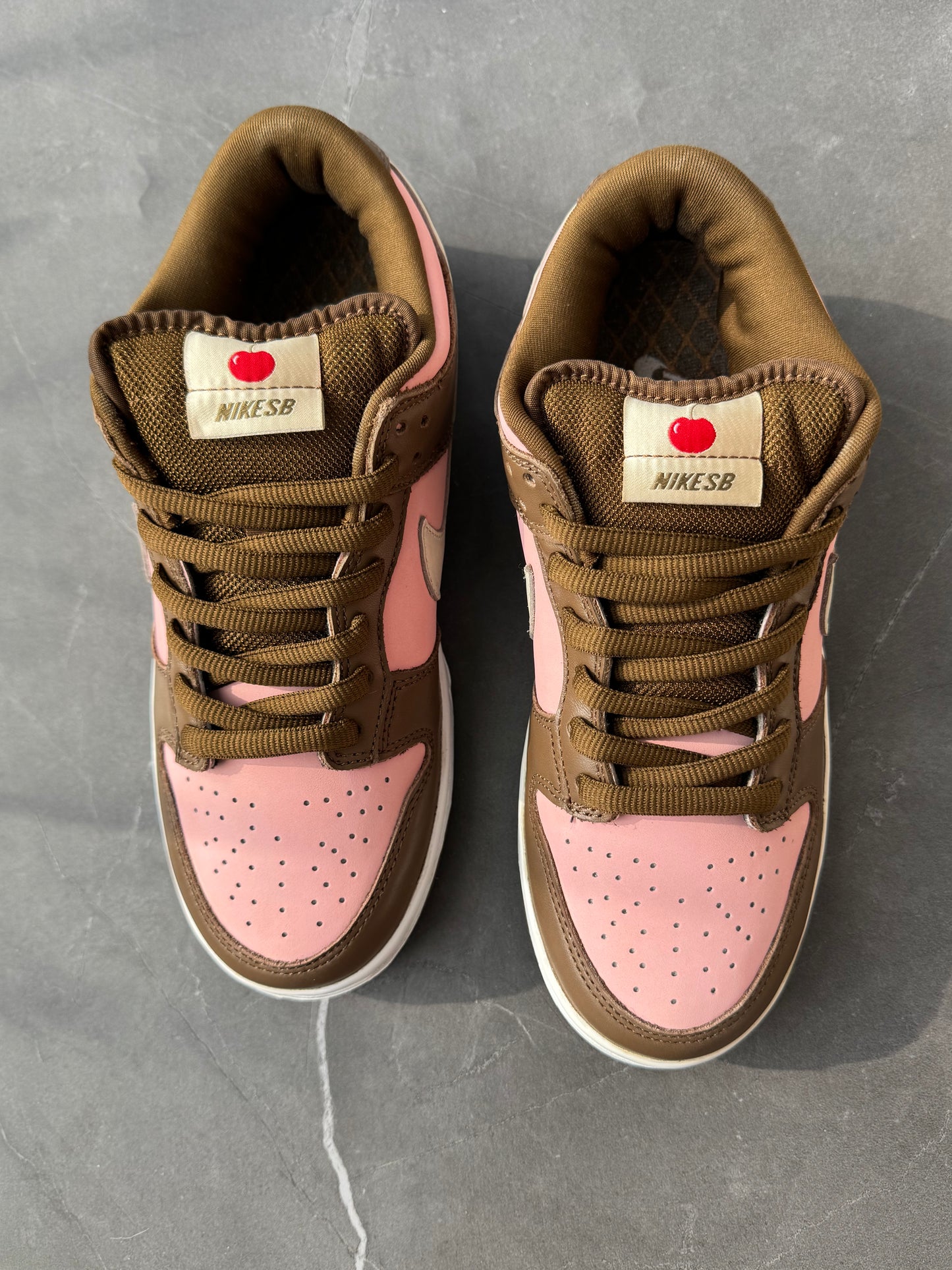 Dunk Low Pro SB Stussy Cherry 2005 US7