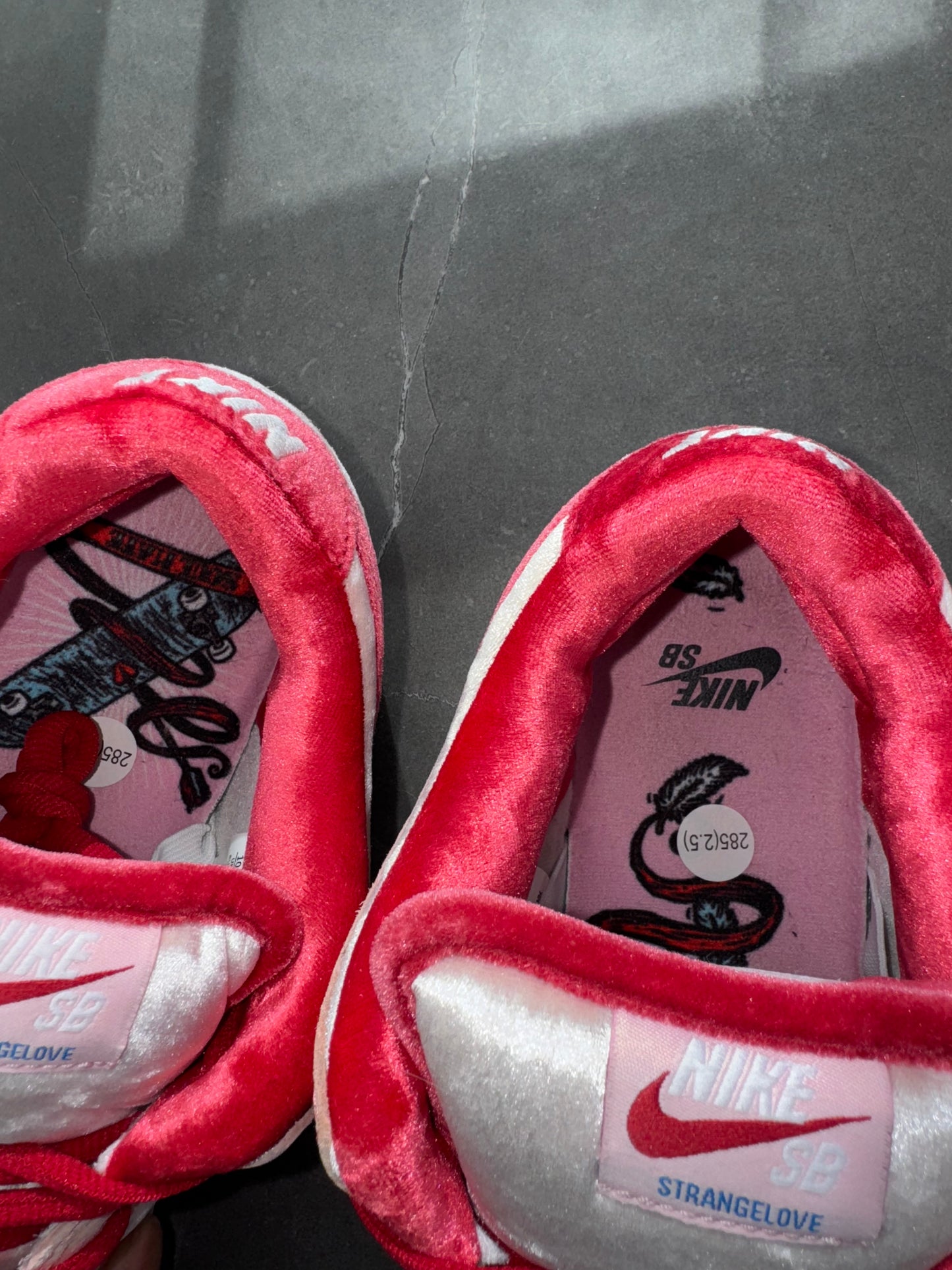 Dunk Low Pro SB Strange Love US10.5