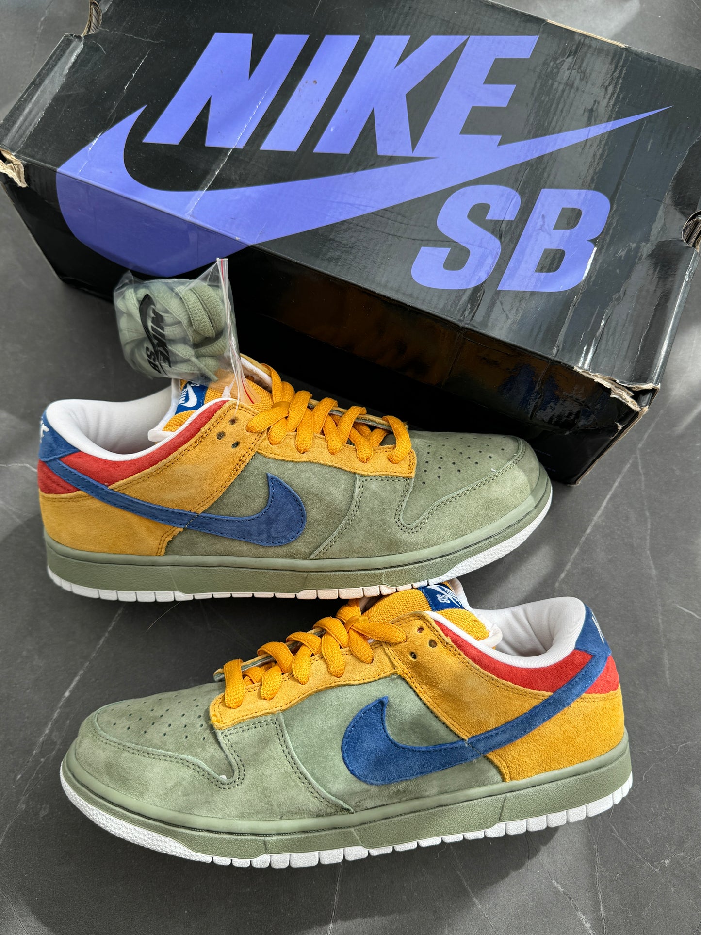 Dunk Low Premium SB Puff N Stuff 2006