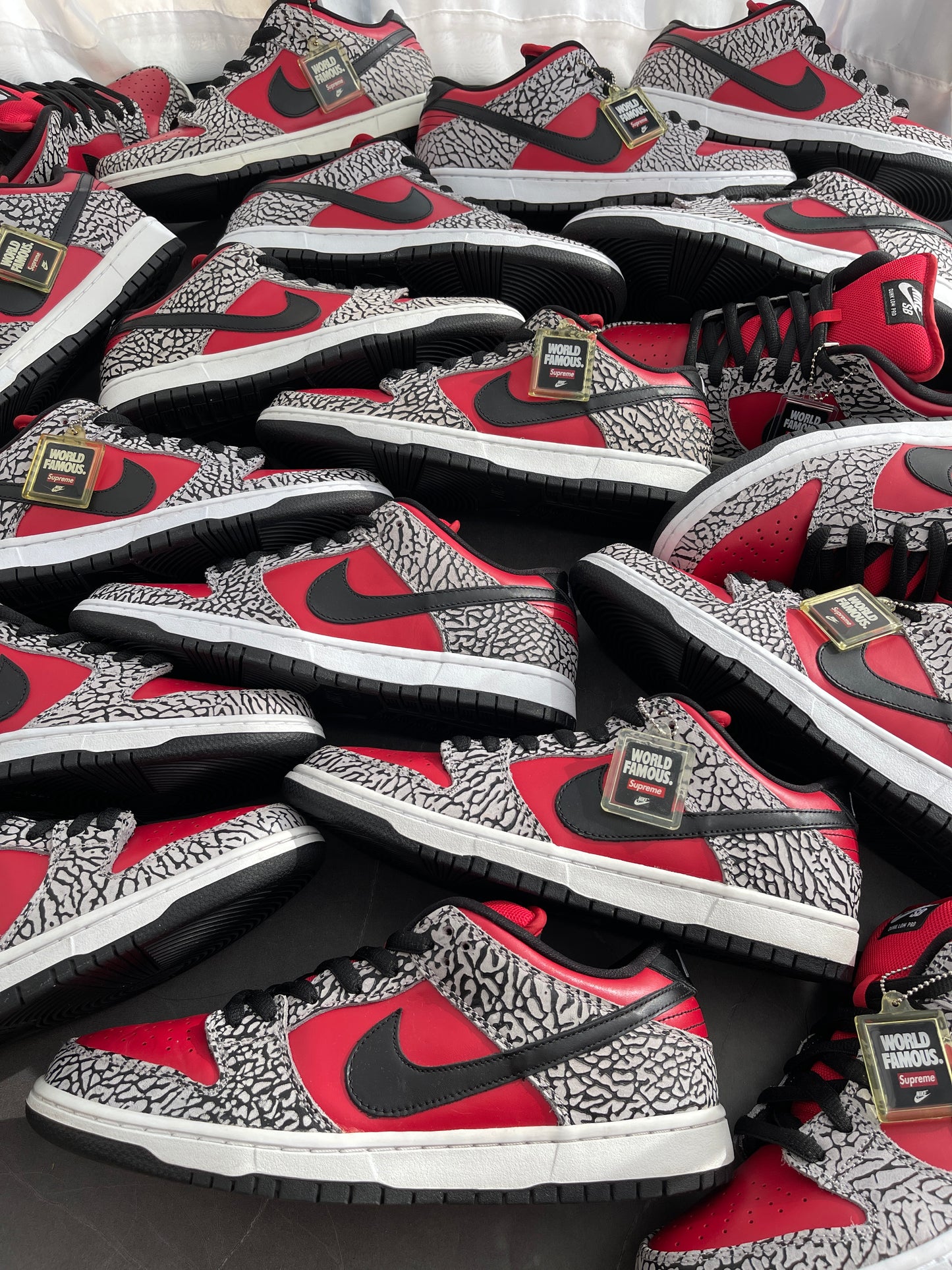 Dunk Low Premium SB Supreme Red Cement US8.5~10.5