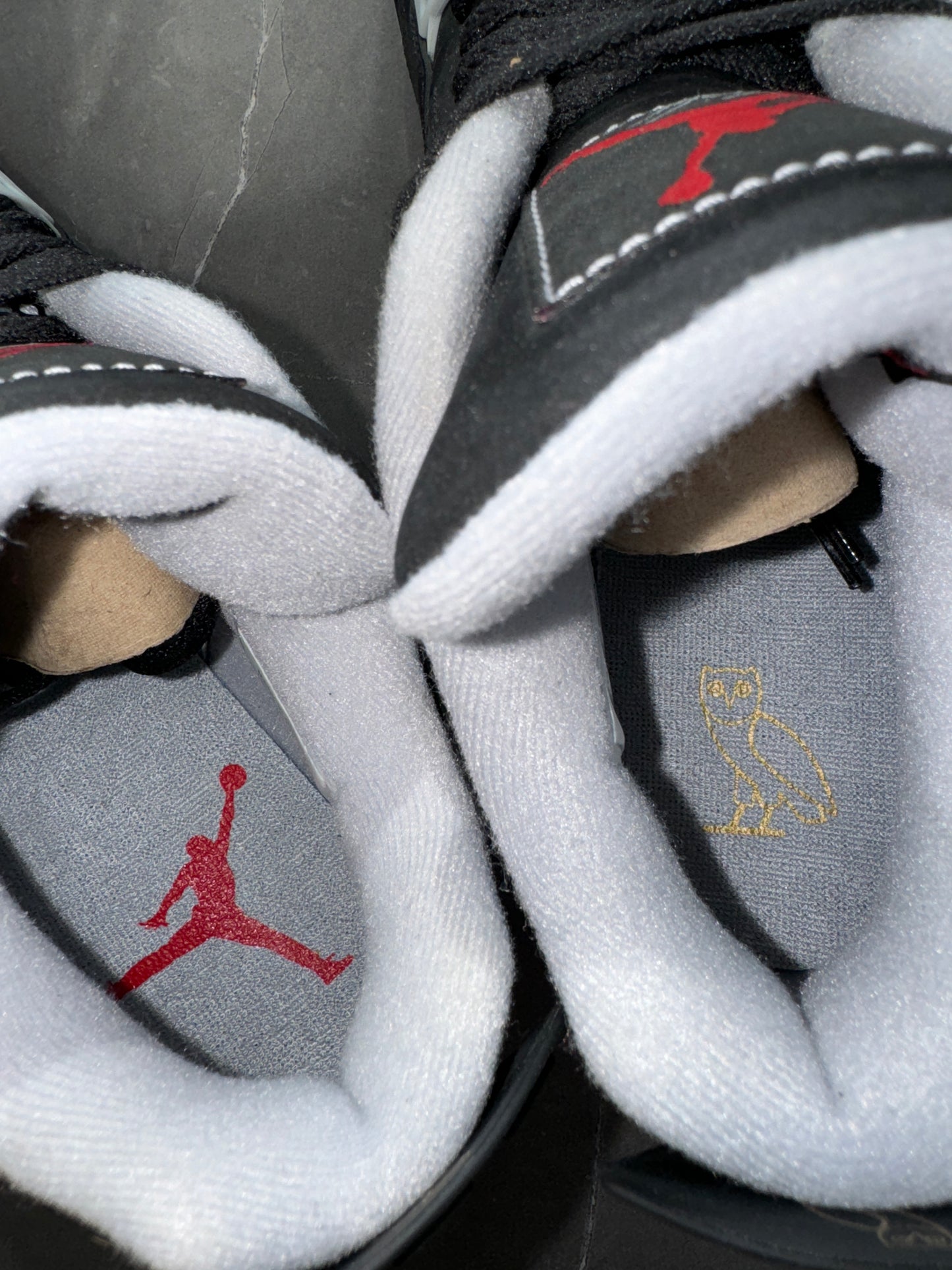 Air Jordan 4 OVO Drake Splatter 🦉