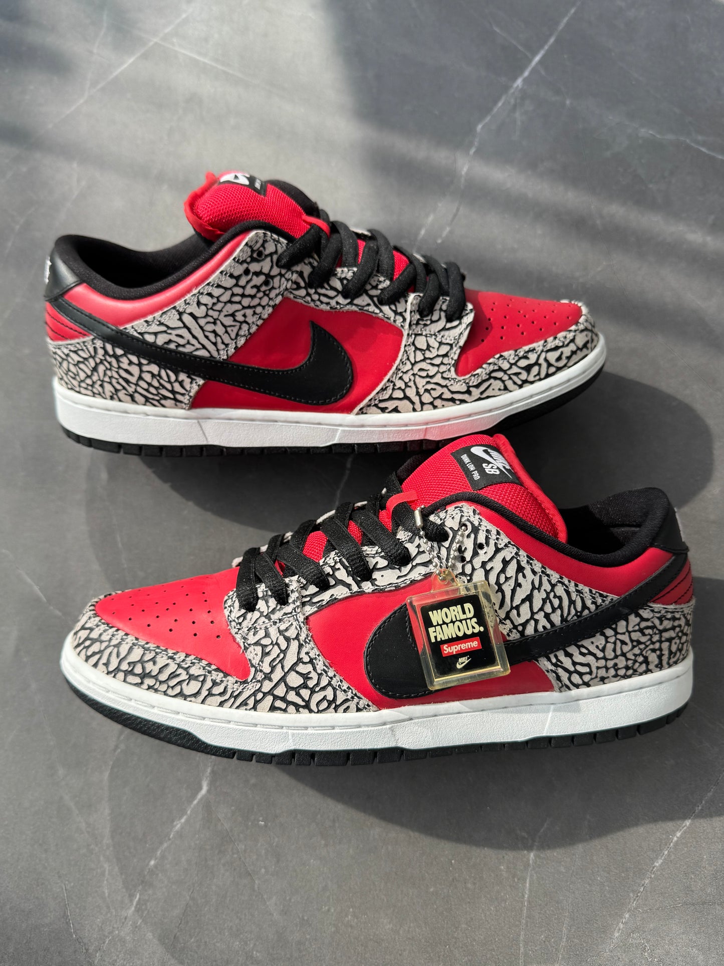 Dunk Low Premium SB Supreme Red Cement 2012 US10.5